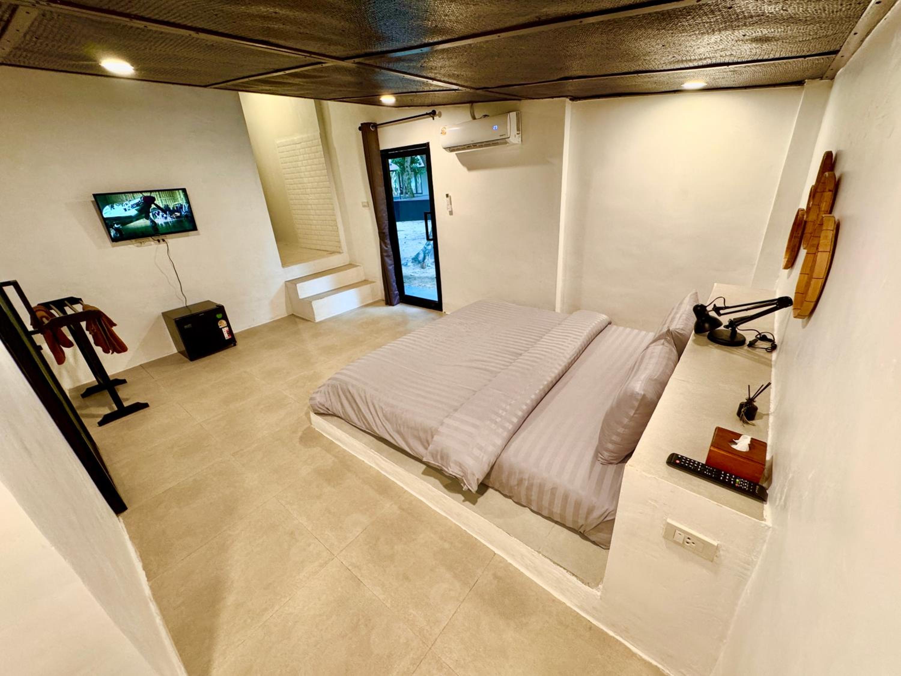 Two-Bedroom Villa - Photo 16
