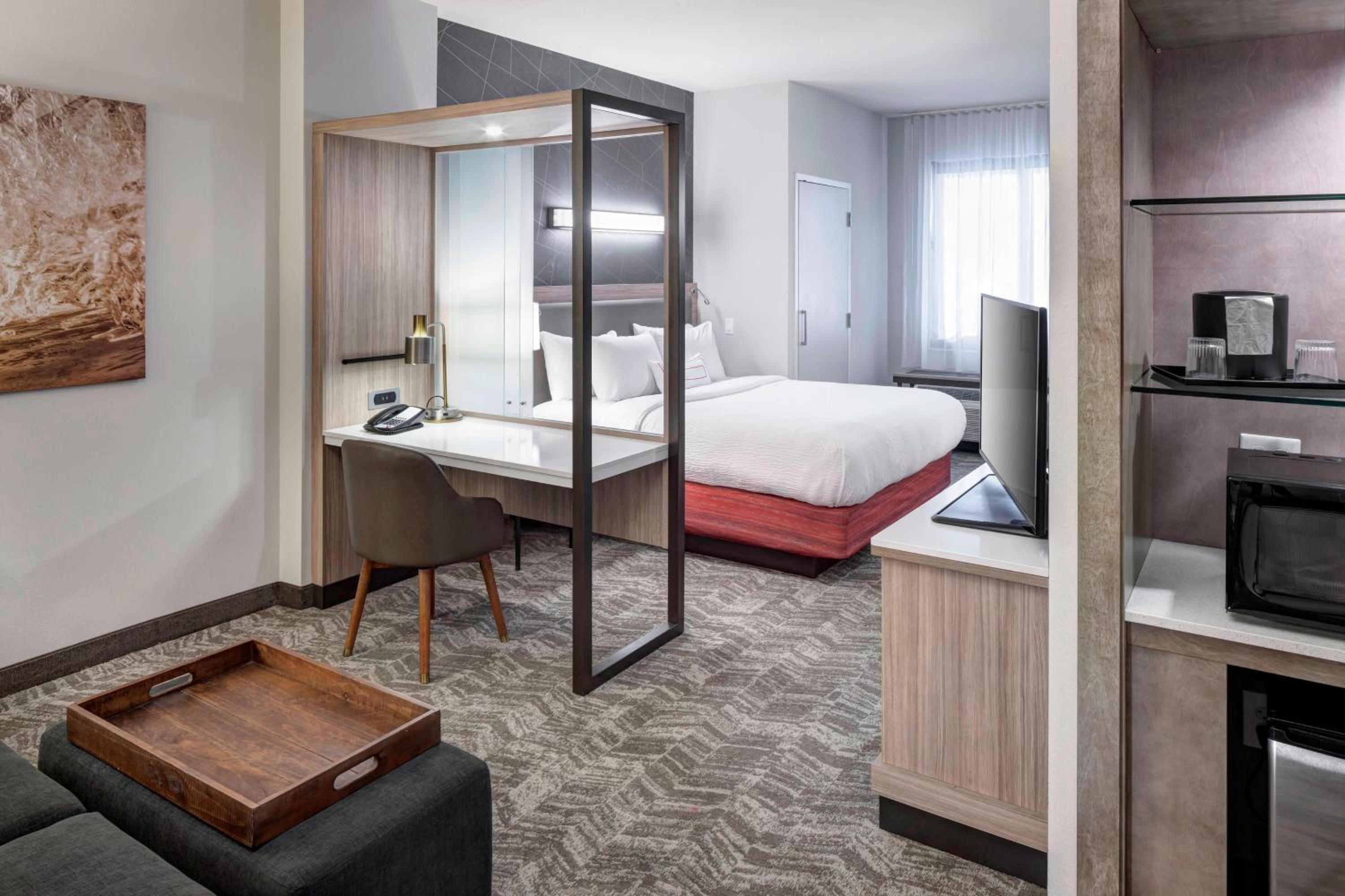 King Suite with Sofa Bed and Roll-in Shower - Mobility Accessible photo 2