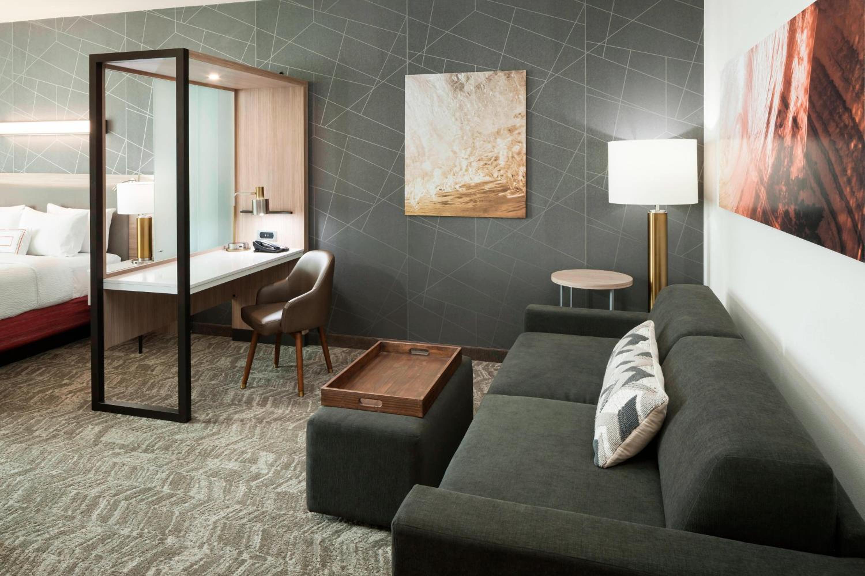 King Suite with Sofa Bed and Balcony - Hearing Accessible photo 3