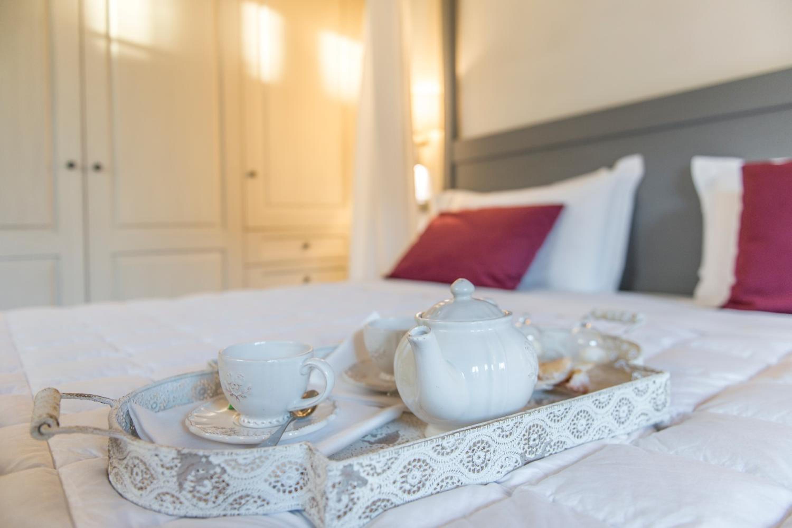 Suíte Júnior com Cama King Size e Acesso ao Spa - Prédio Separado