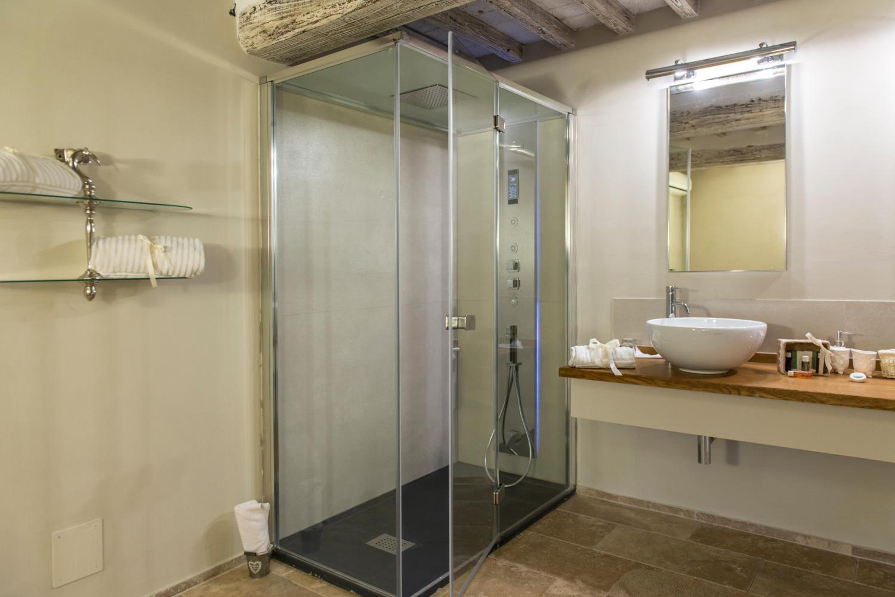 Deluxe Junior Suite