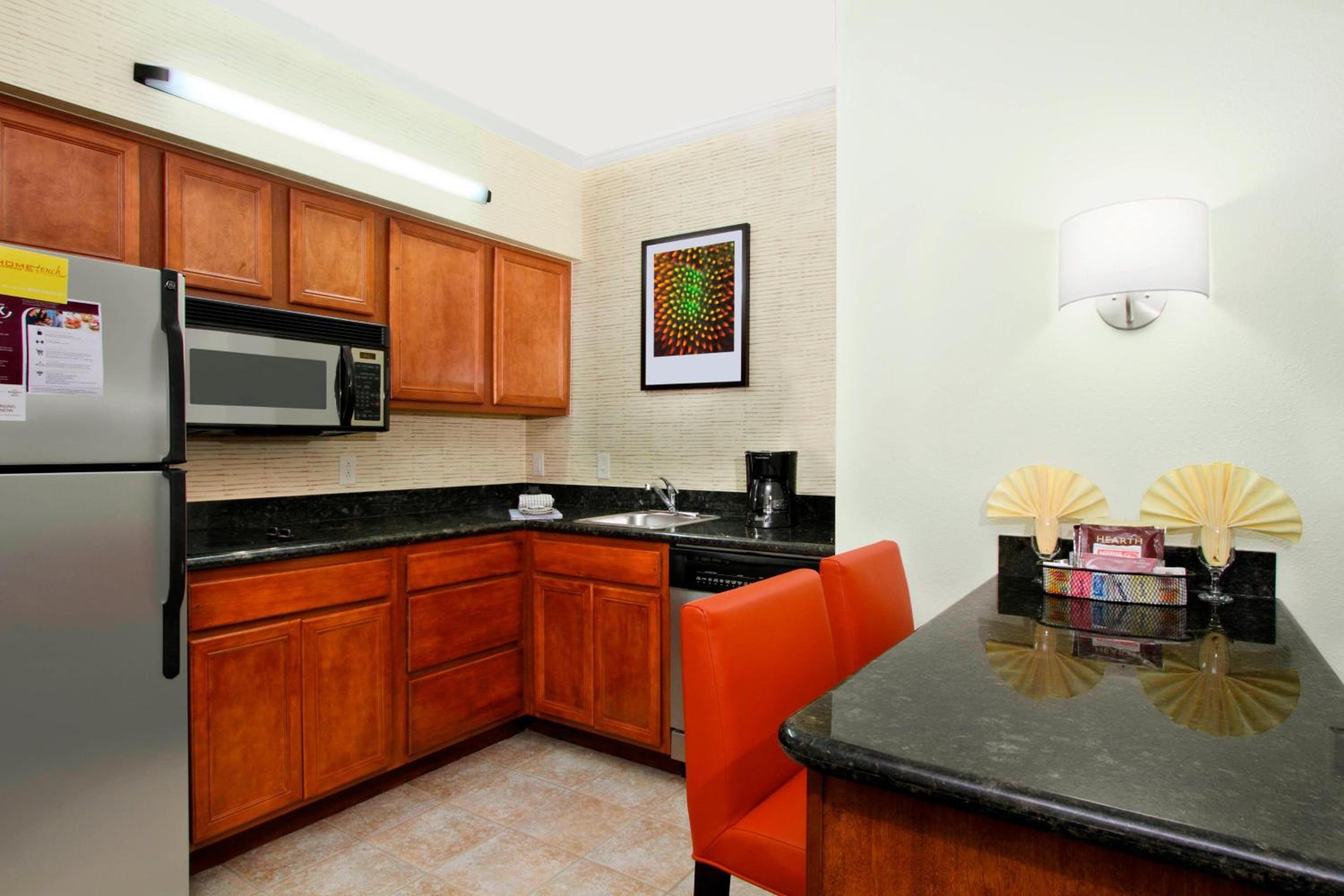 King Studio with Sofa Bed and Roll-in Shower - Mobility and Hearing Accessible - Photo 3