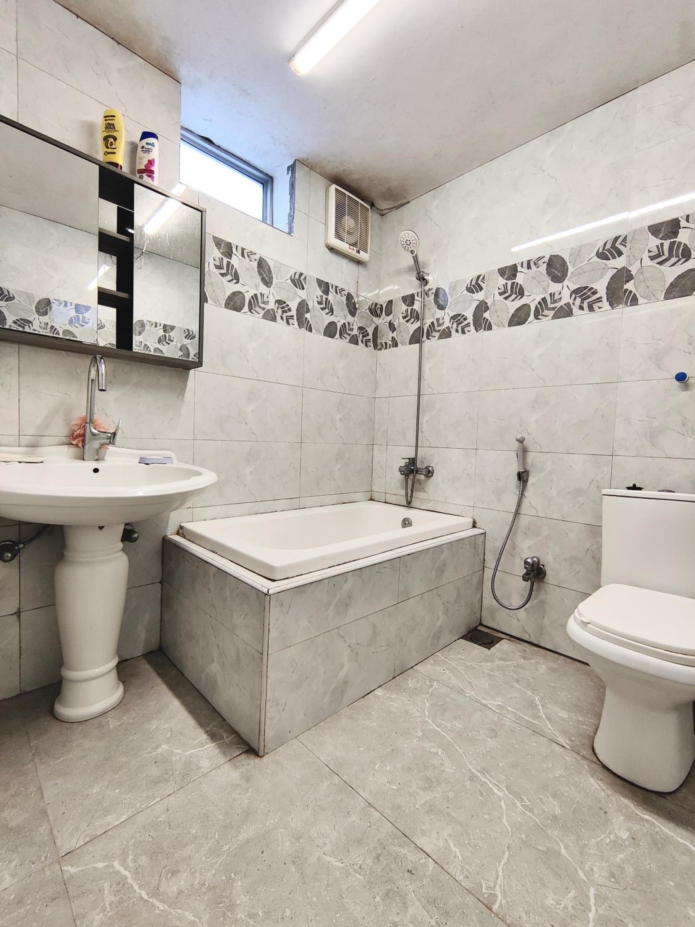 Deluxe Double Room with Bath photo 3