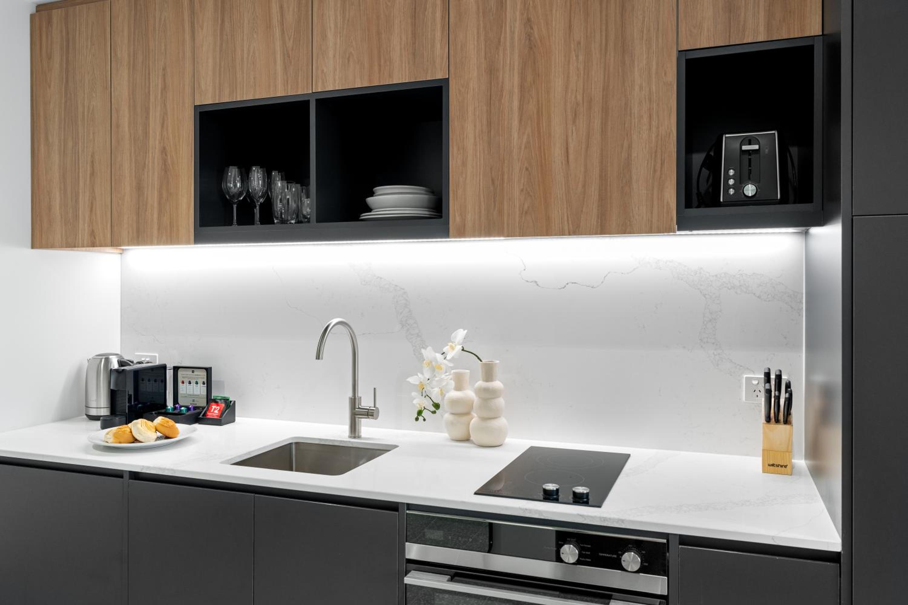 Executive Veriu Suite photo 2