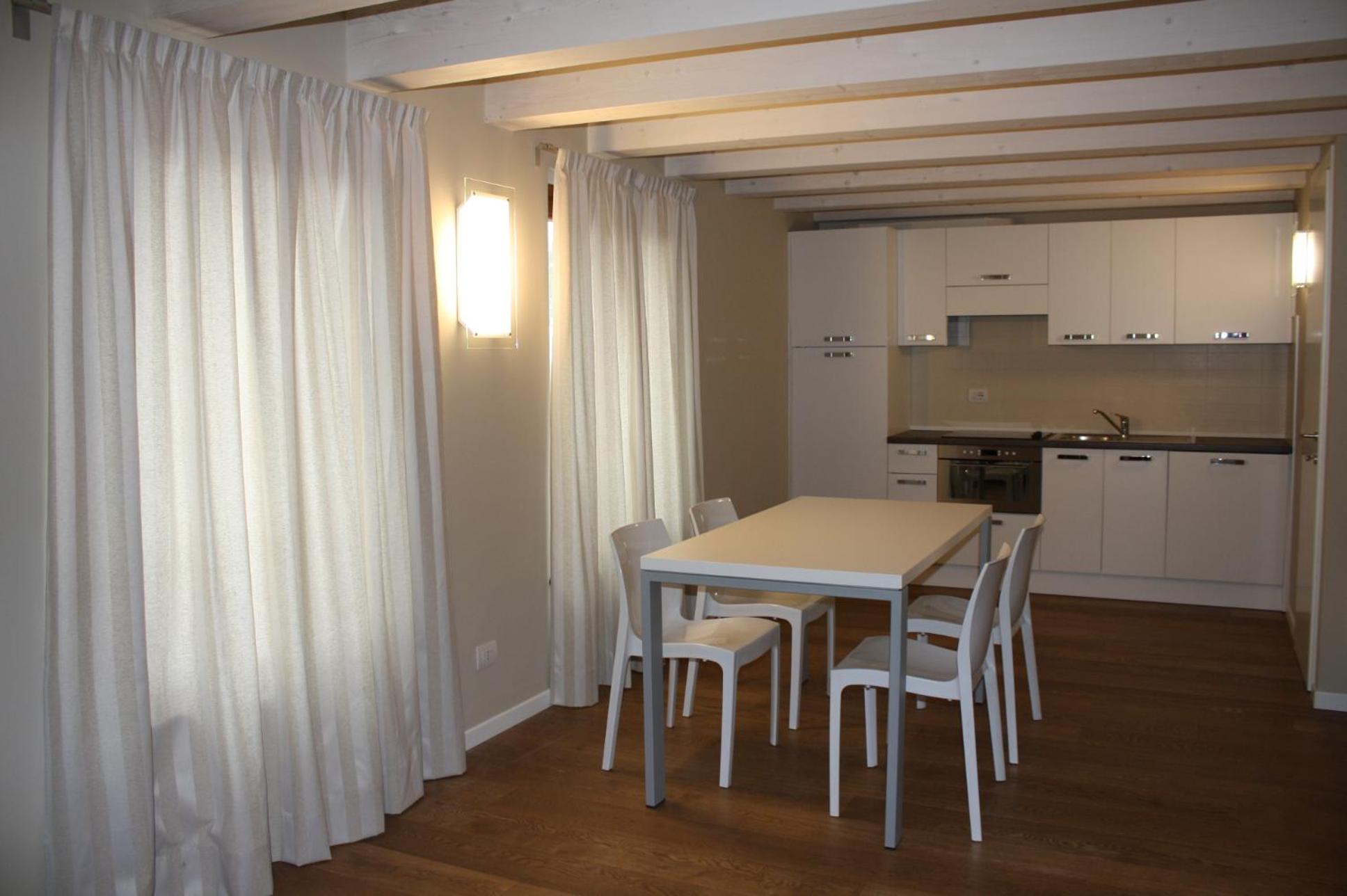 One-Bedroom Apartment (4 Adults) photo 3