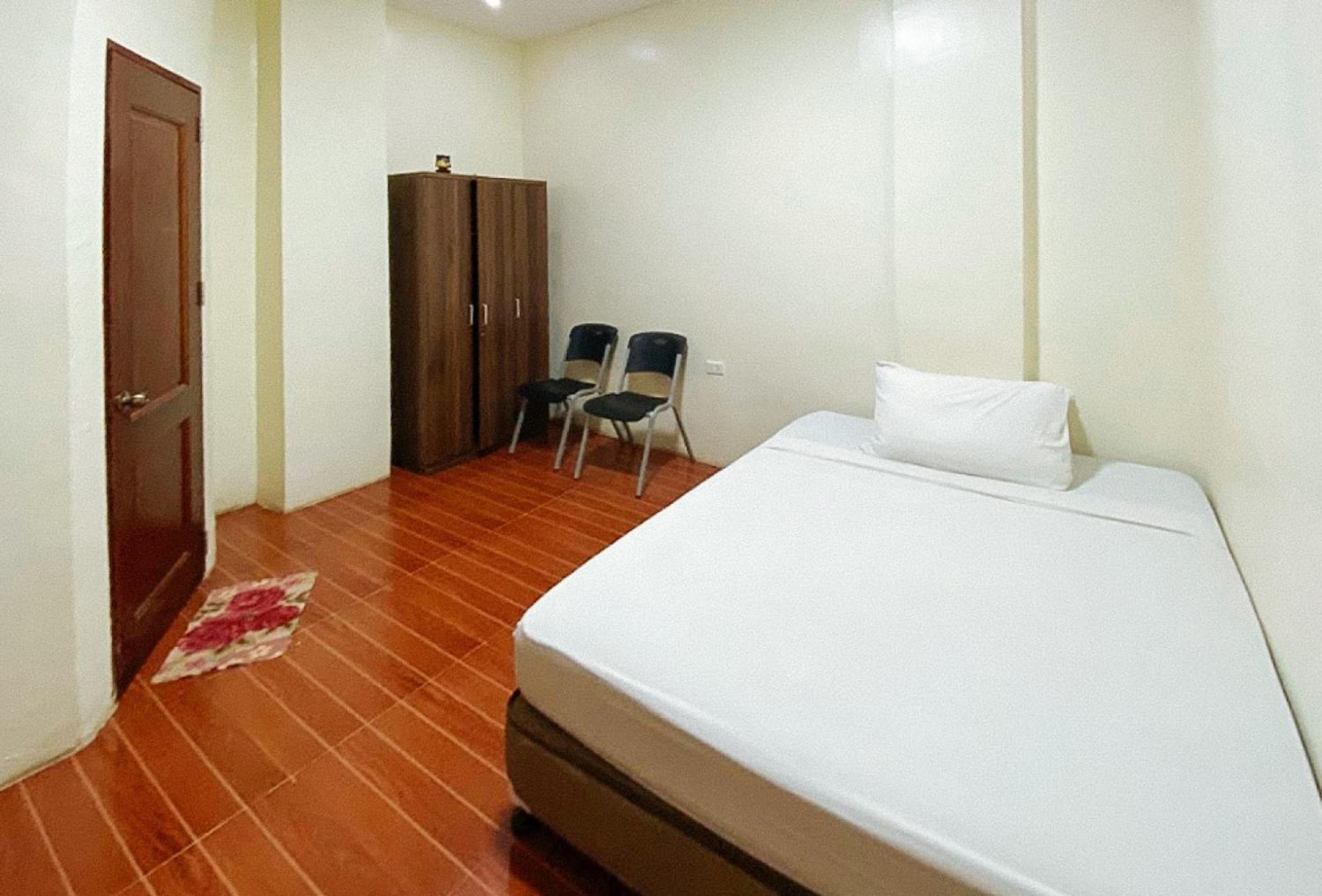 Standard Double Room - Photo 4