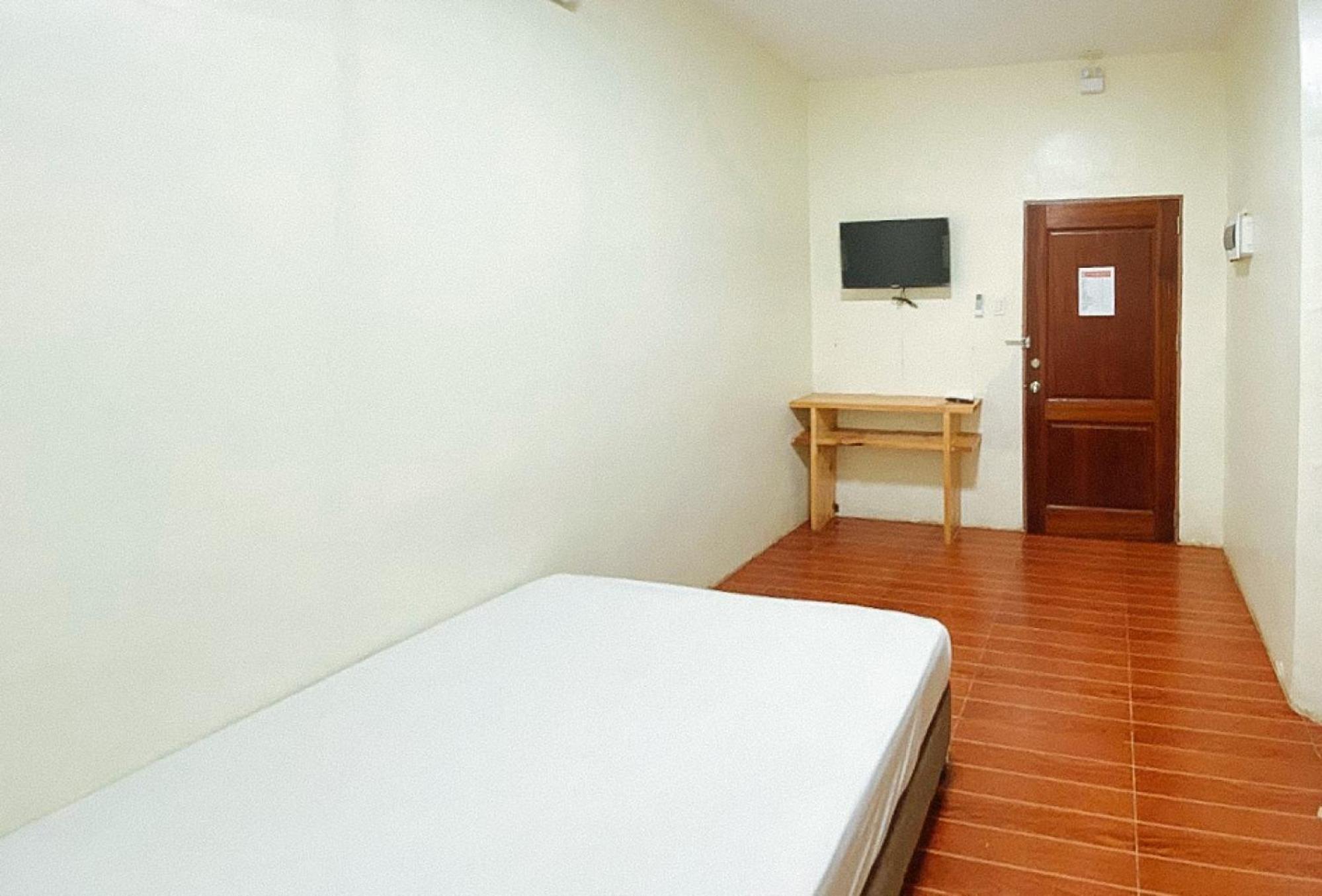 Standard Double Room - Photo 3