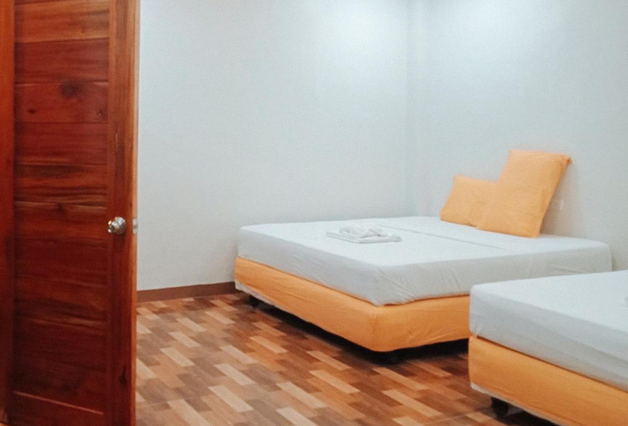 Deluxe Family Room - Photo 4
