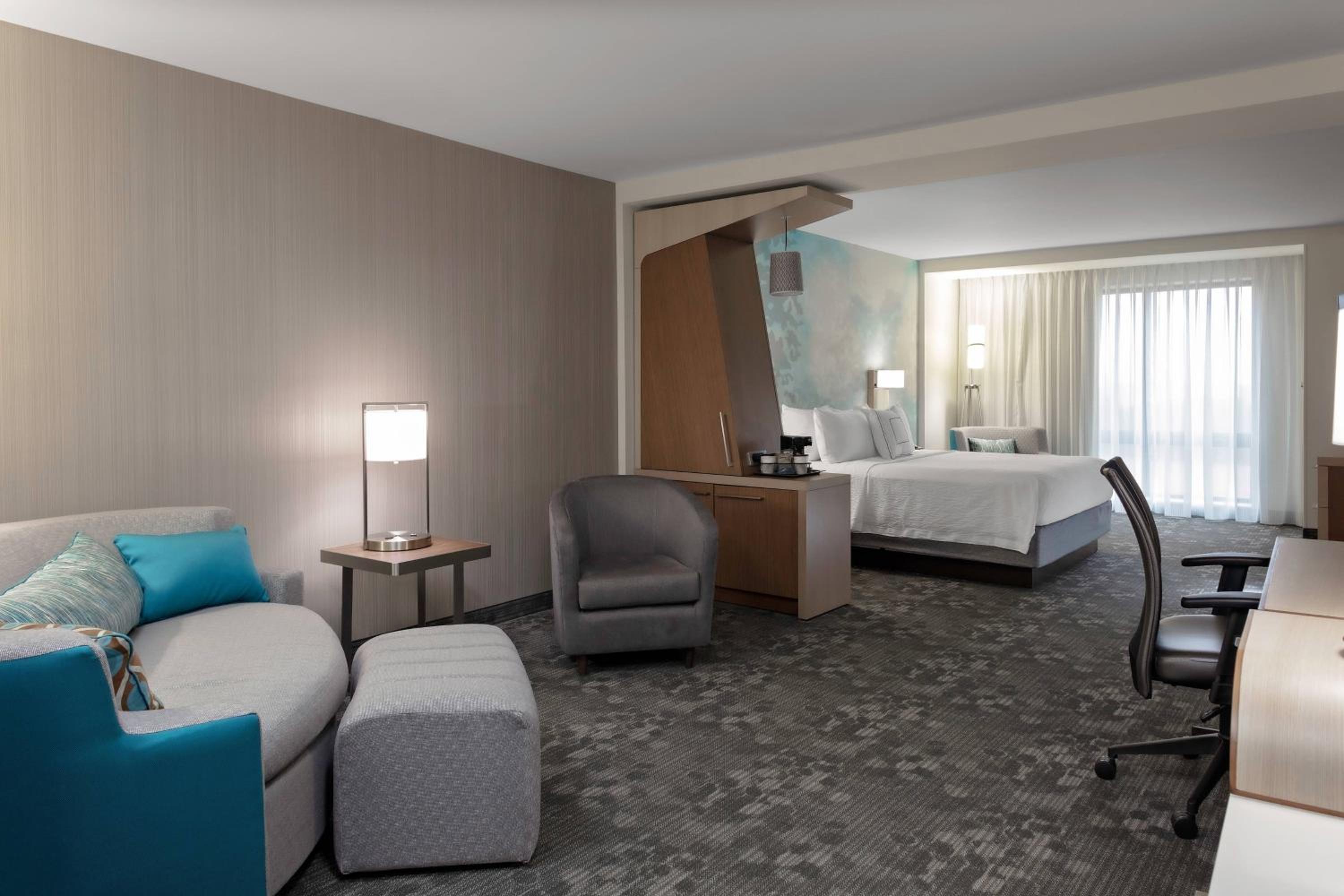 King Suite with Sofa Bed - Photo 2