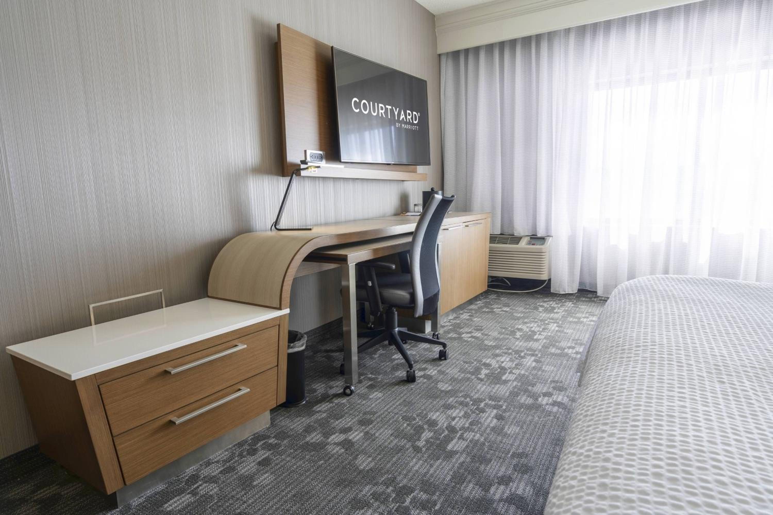 King Room with Roll-In Shower and Sofa Bed - Mobility Access/Hearing Accessible photo 2
