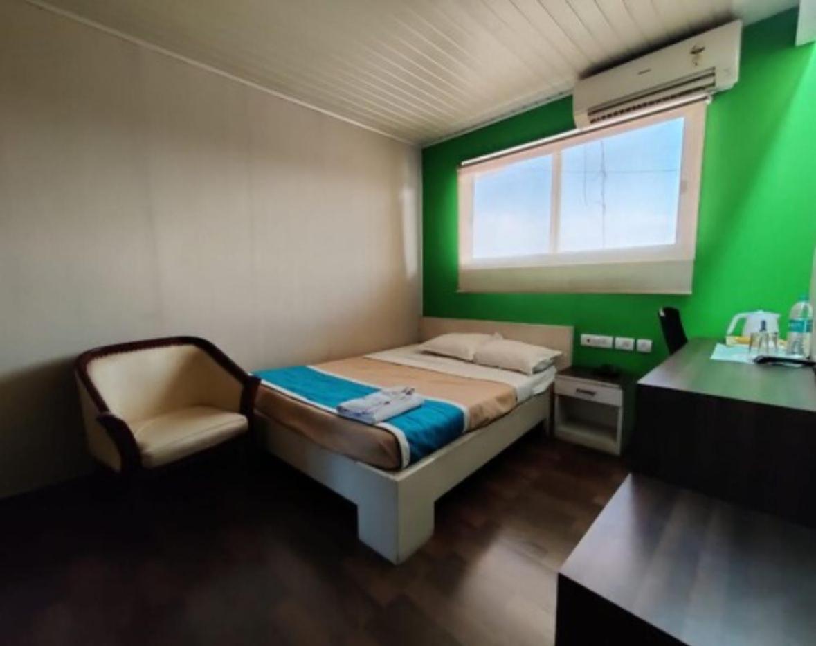 Double Room - Photo 3