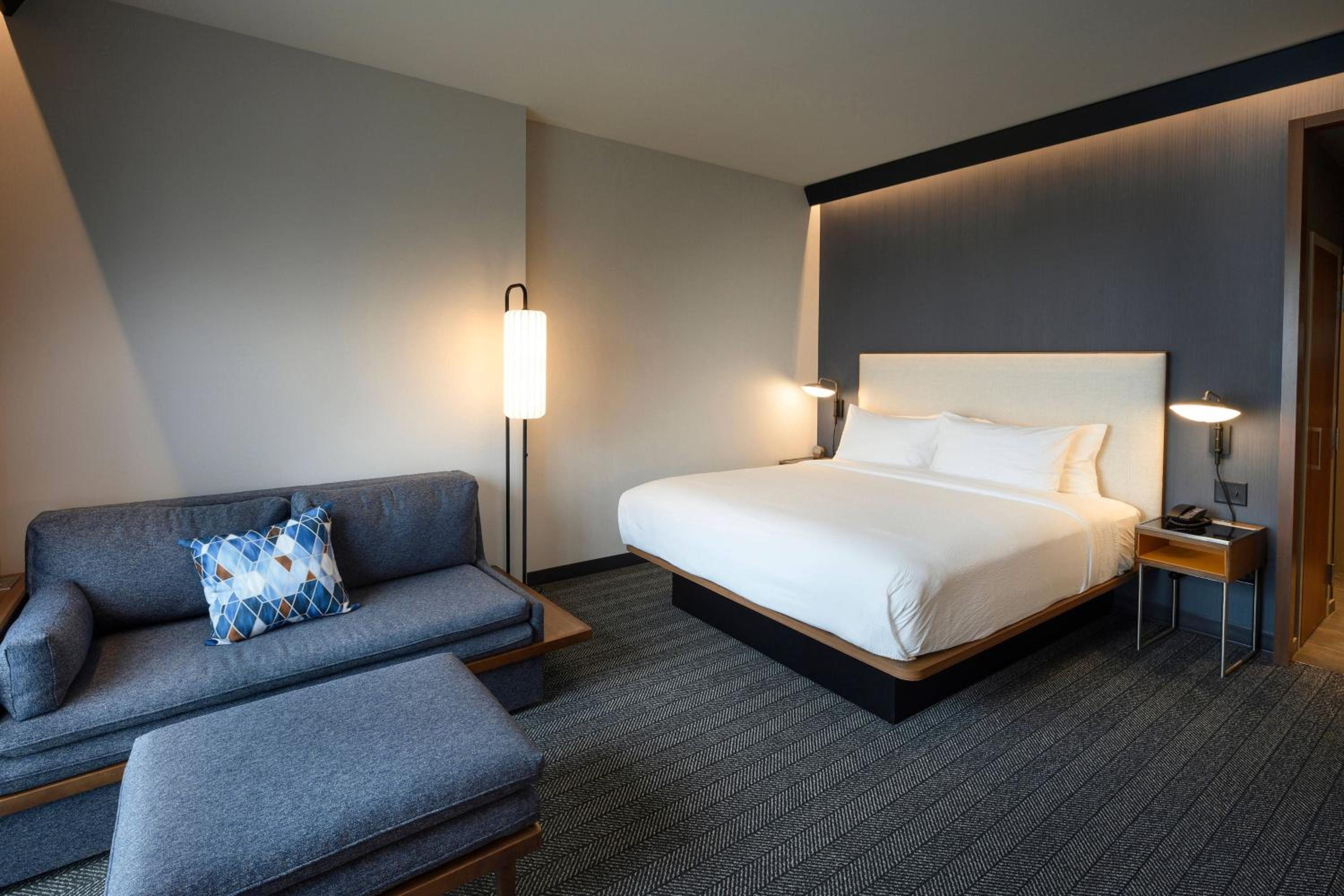 King Room with Sofa Bed - Hearing Accessible - Photo 1