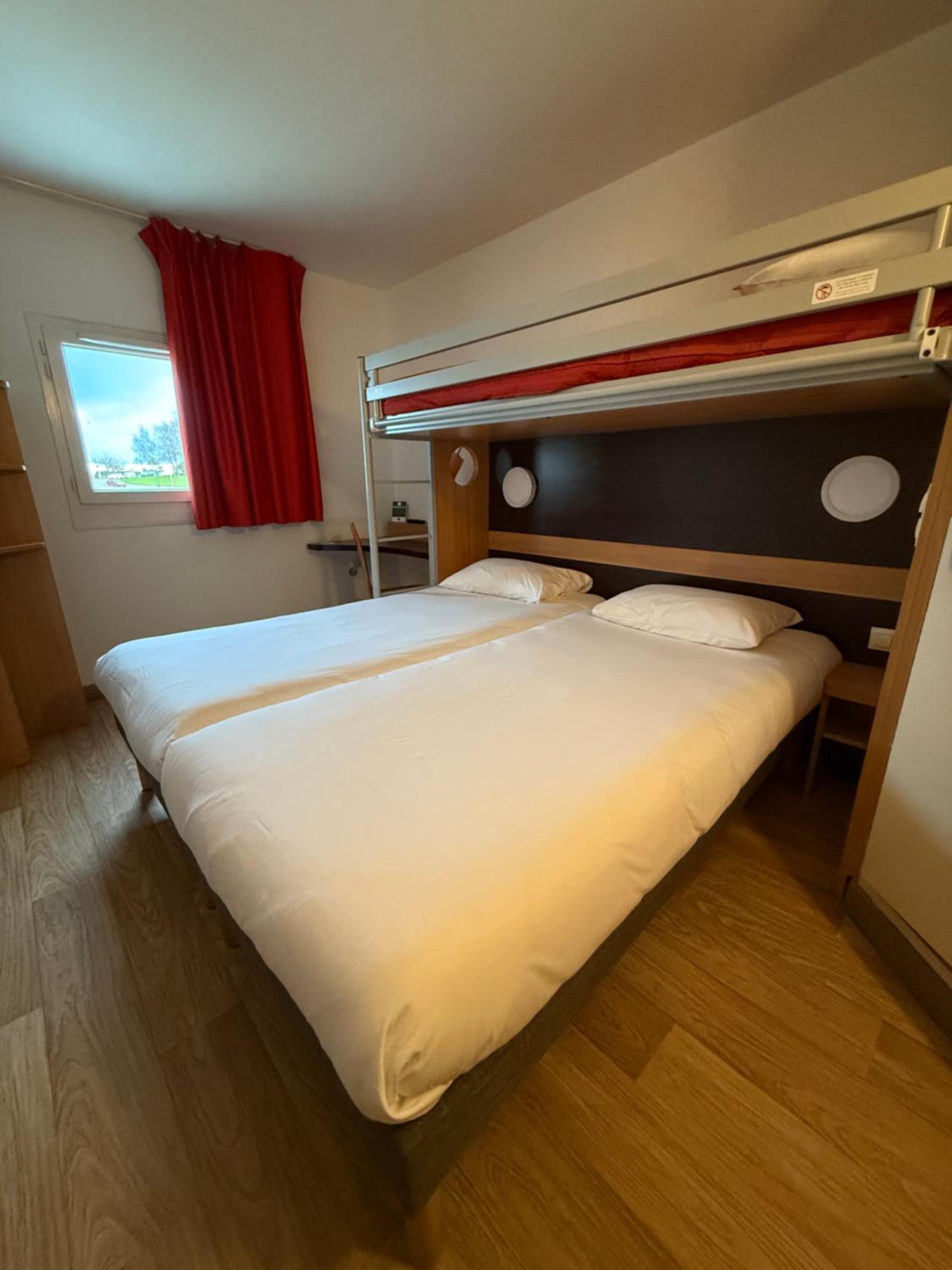 Triple Room - Photo 1