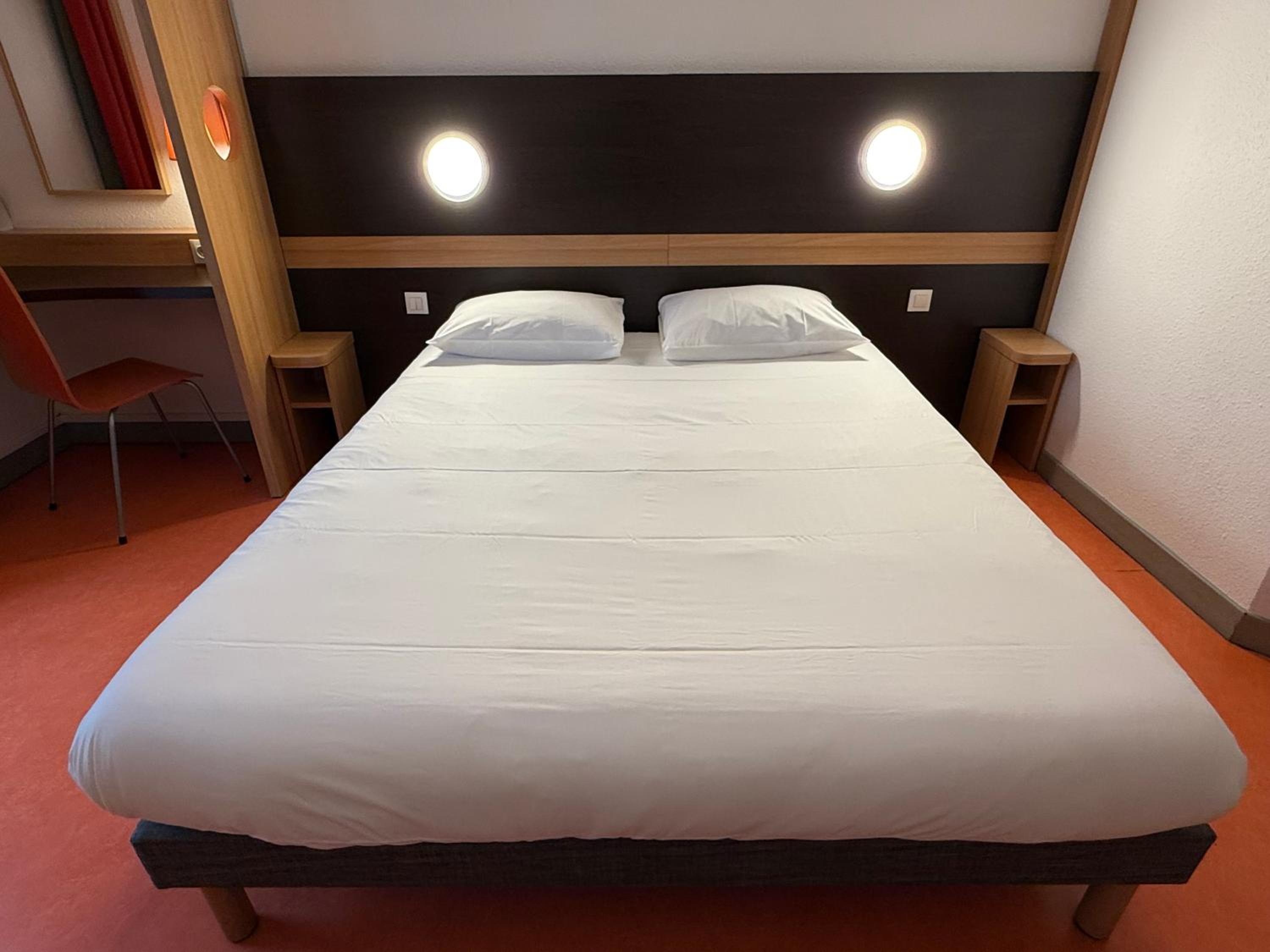 Double Room - Photo 4