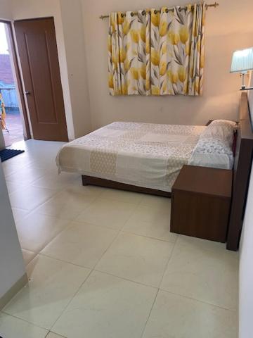 Two-Bedroom Apartment with Pool View photo 3