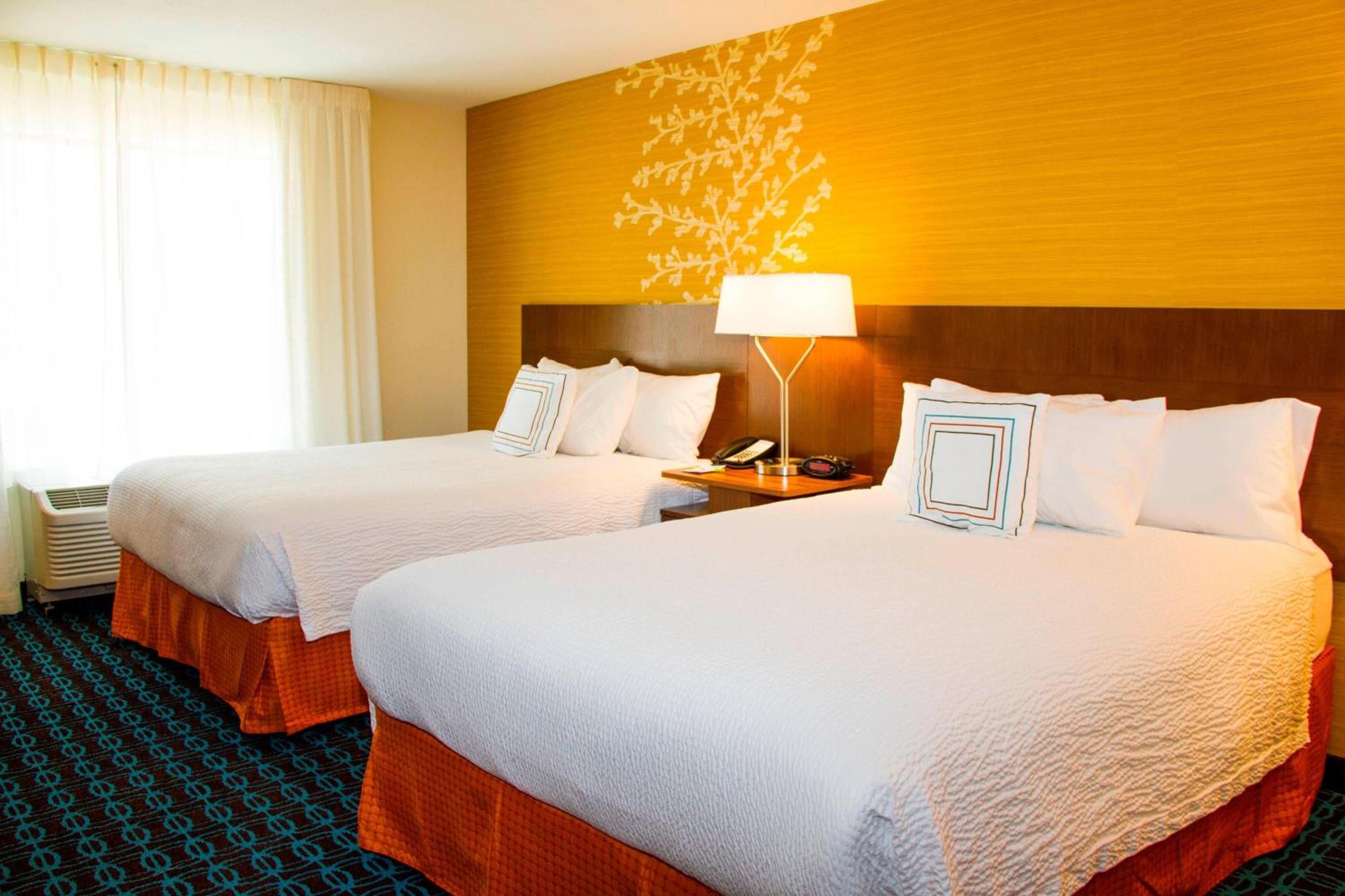 Standard Queen Room with Two Queen Beds