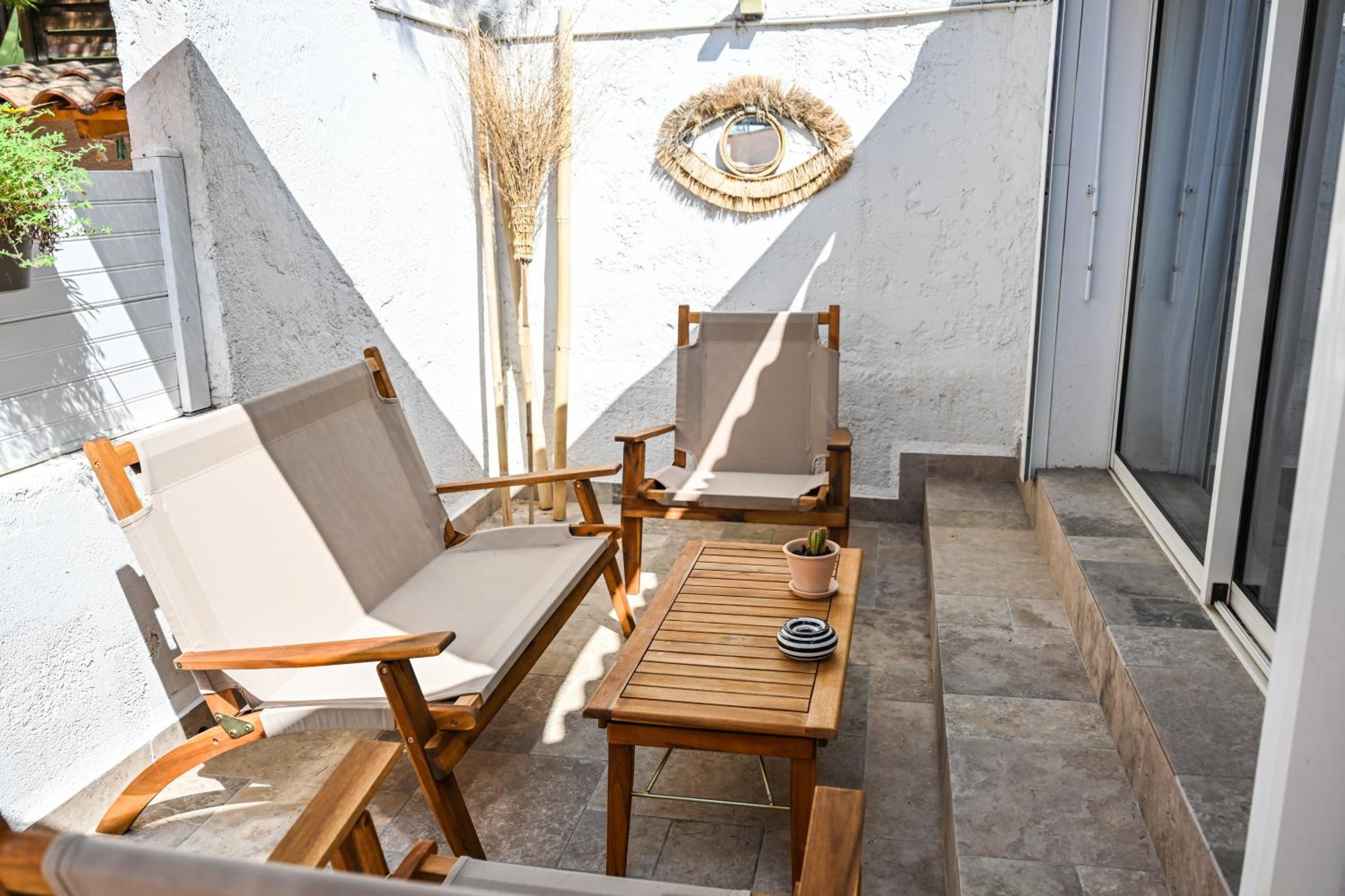 Comfort Quadruple Room with Terrace - Photo 2