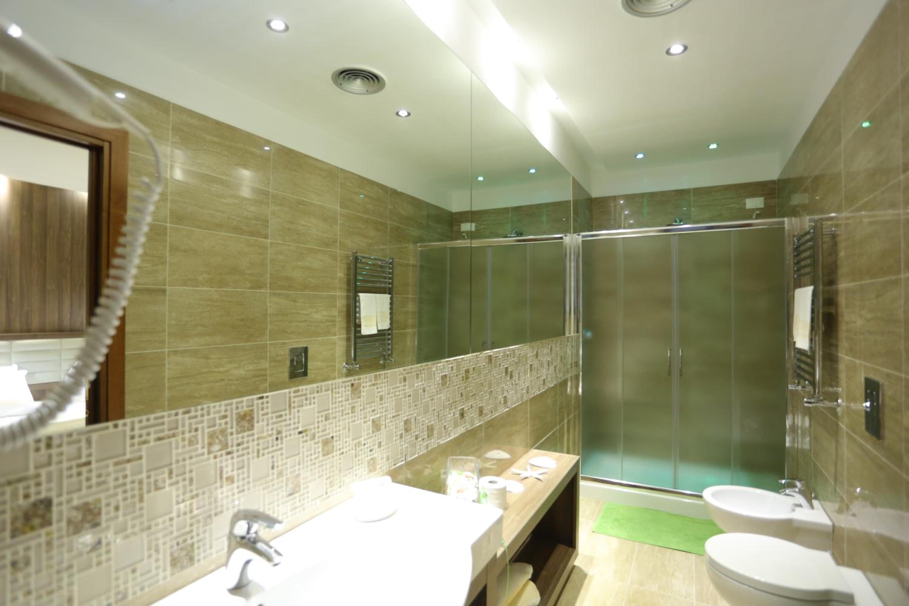 Superior Double Room - Photo 2