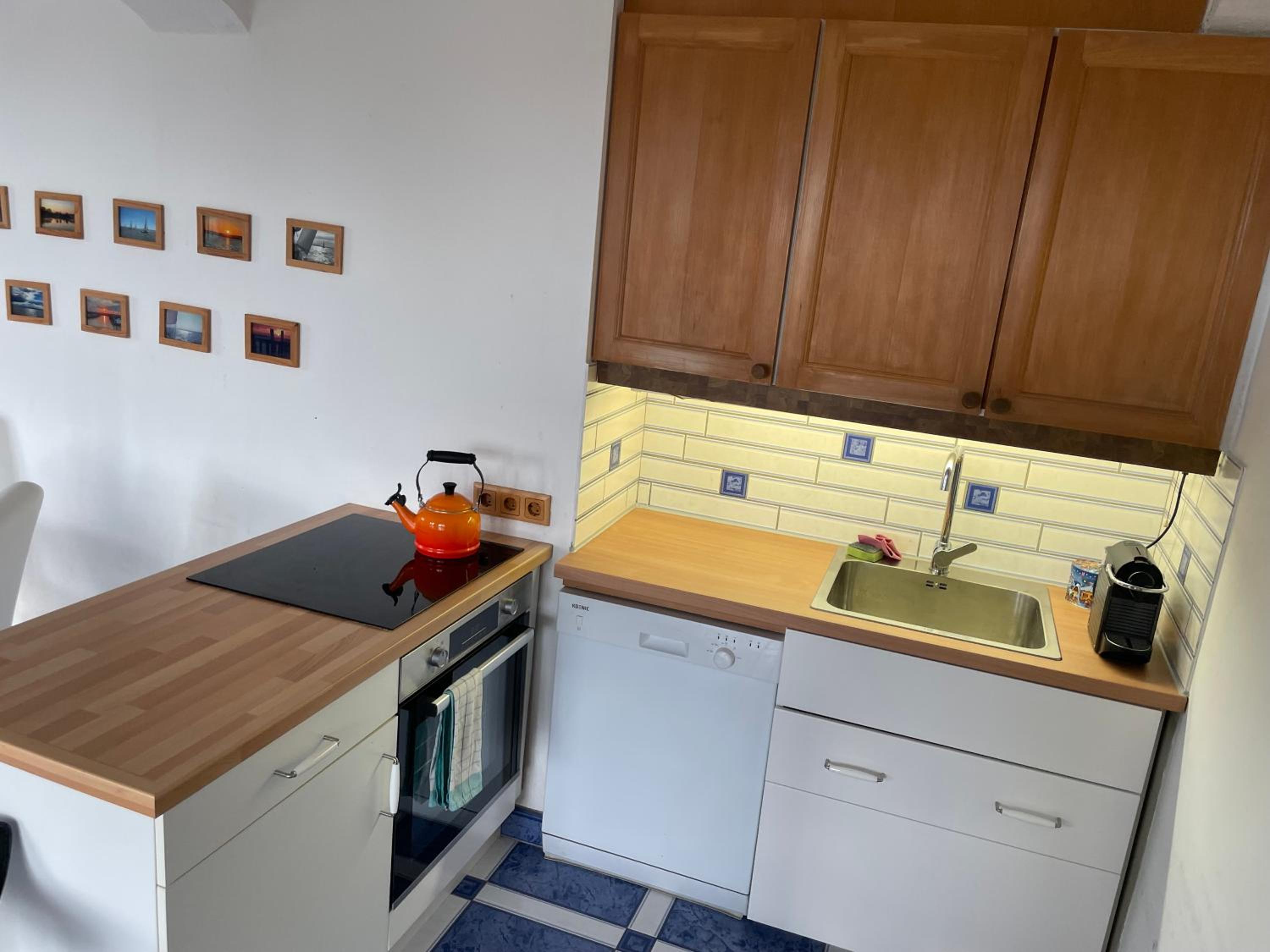 One-Bedroom Apartment with Terrace photo 2