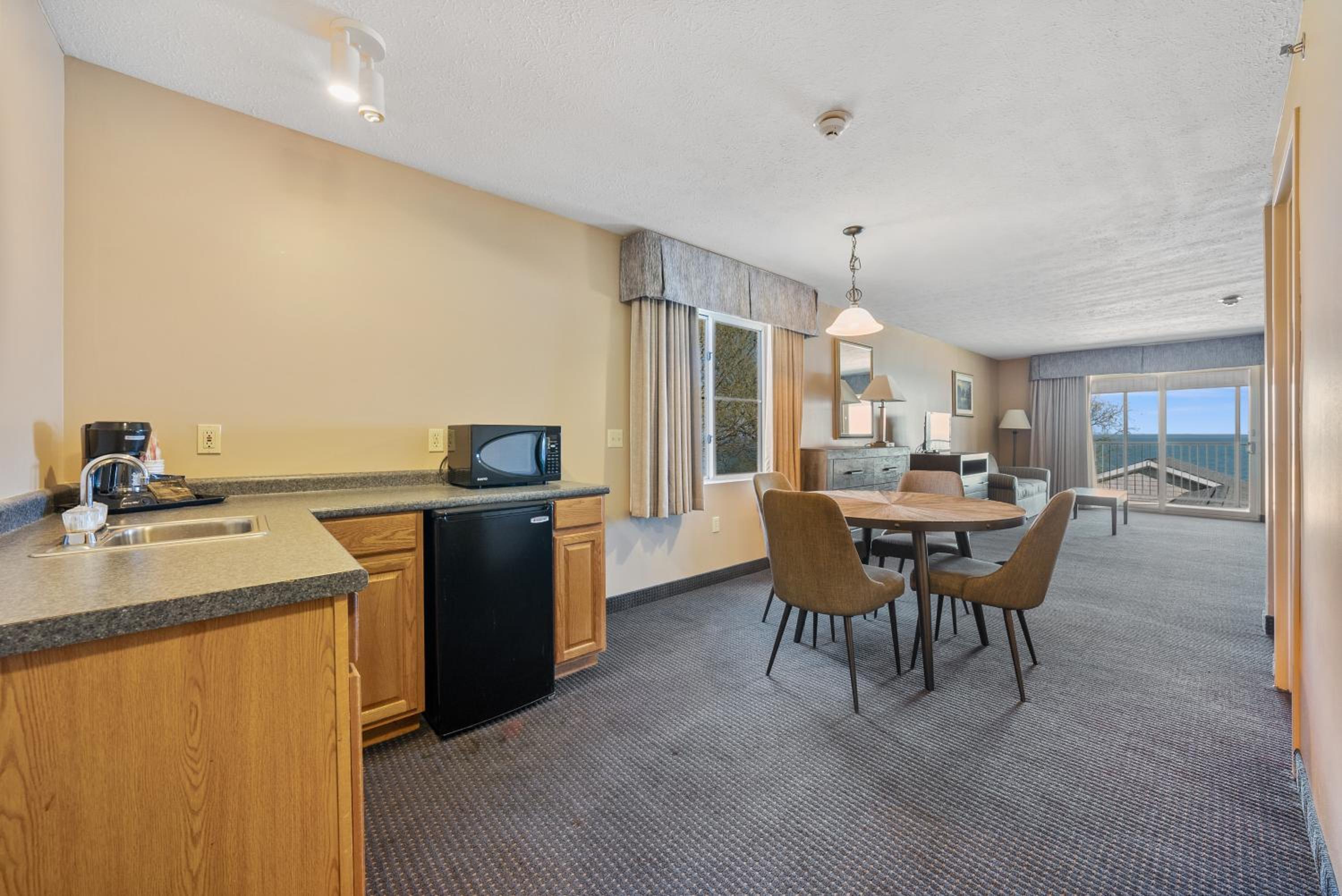 Family Suite - Photo 15