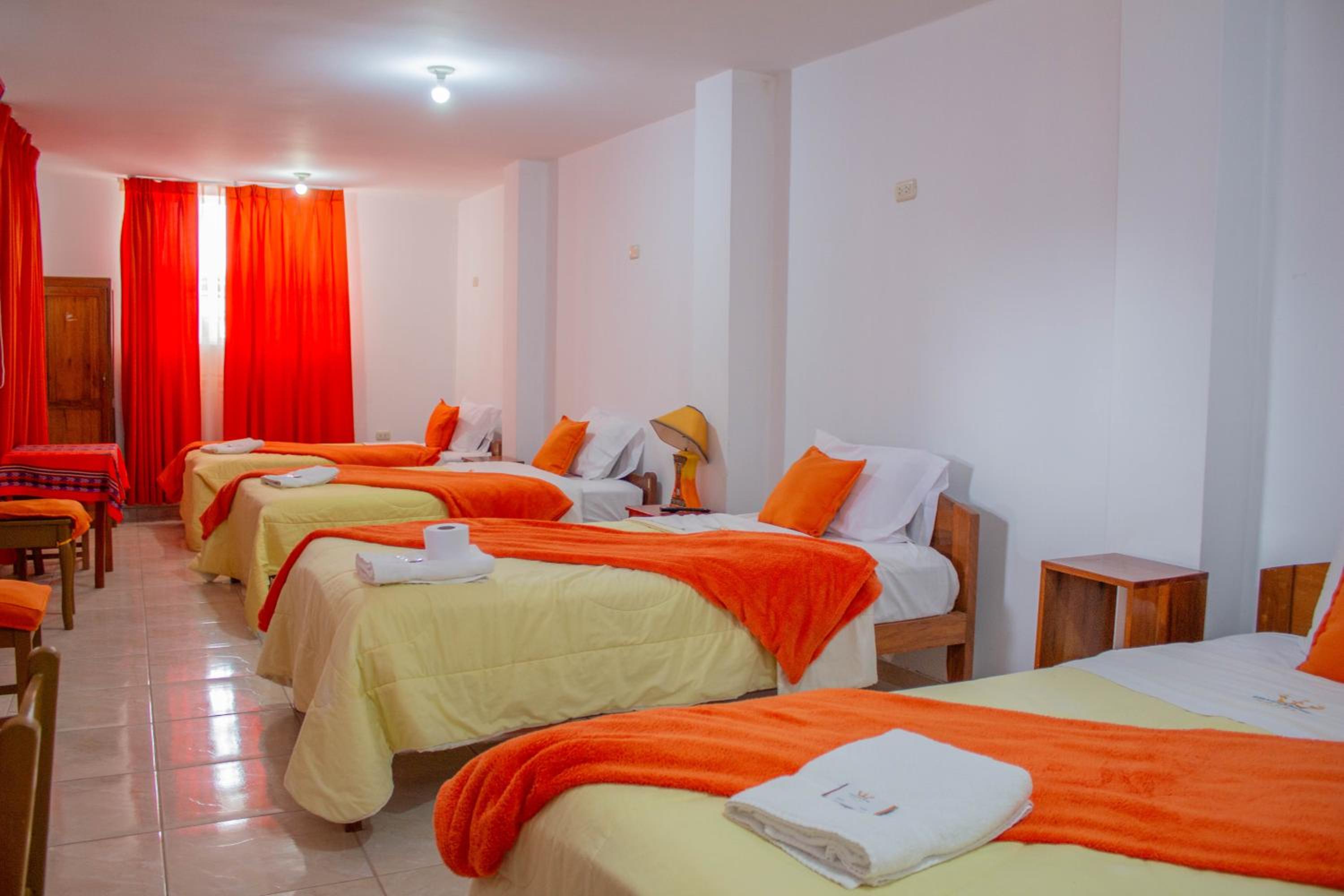 Quadruple Room with Private Bathroom photo 1