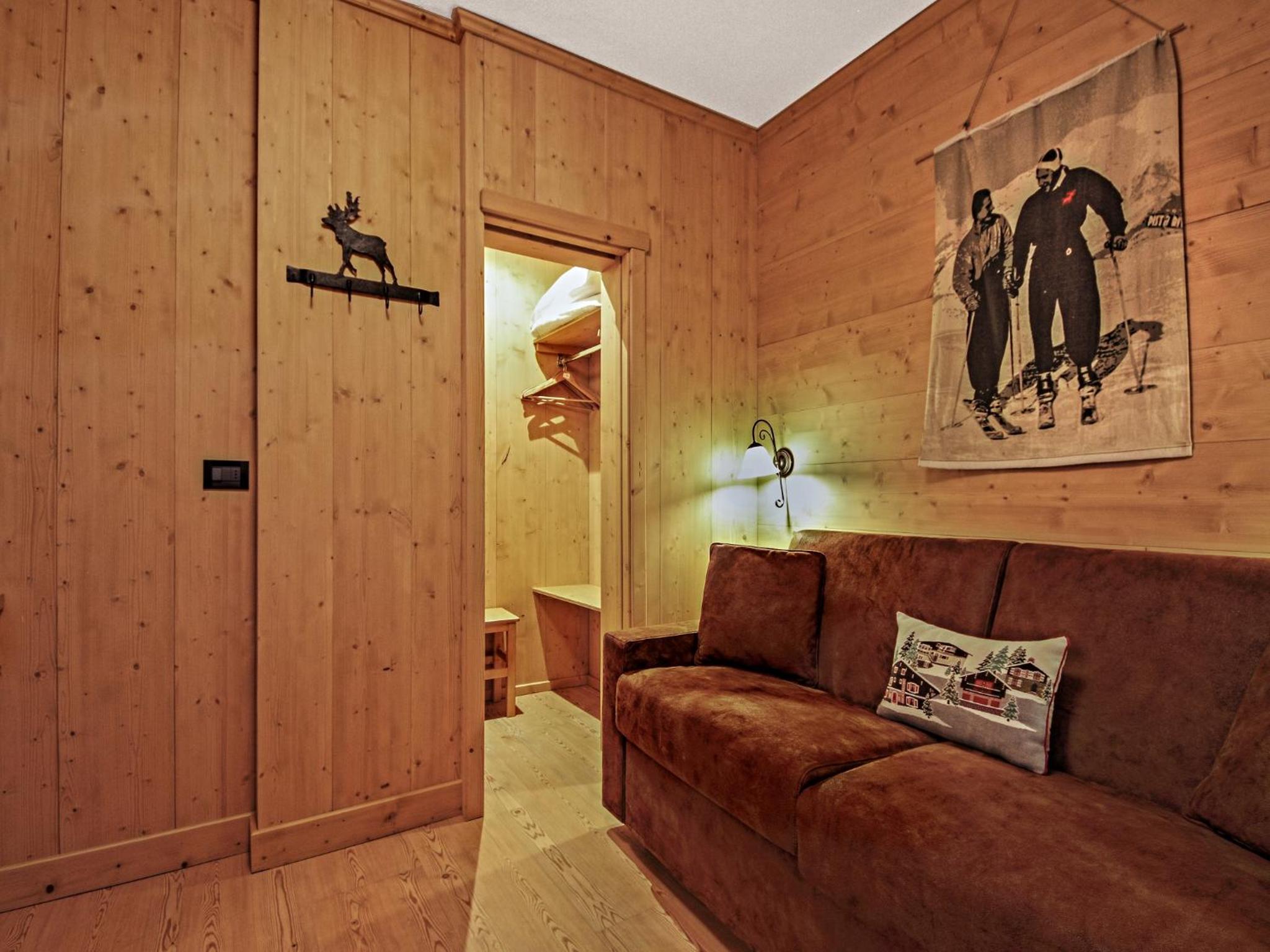 Family Suite (4 Adults) - Photo 5