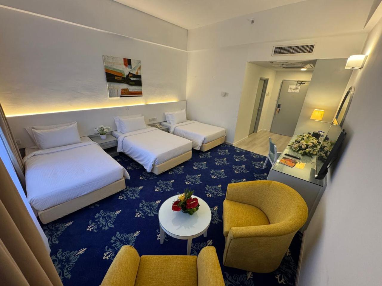 Superior Triple Room - Photo 8