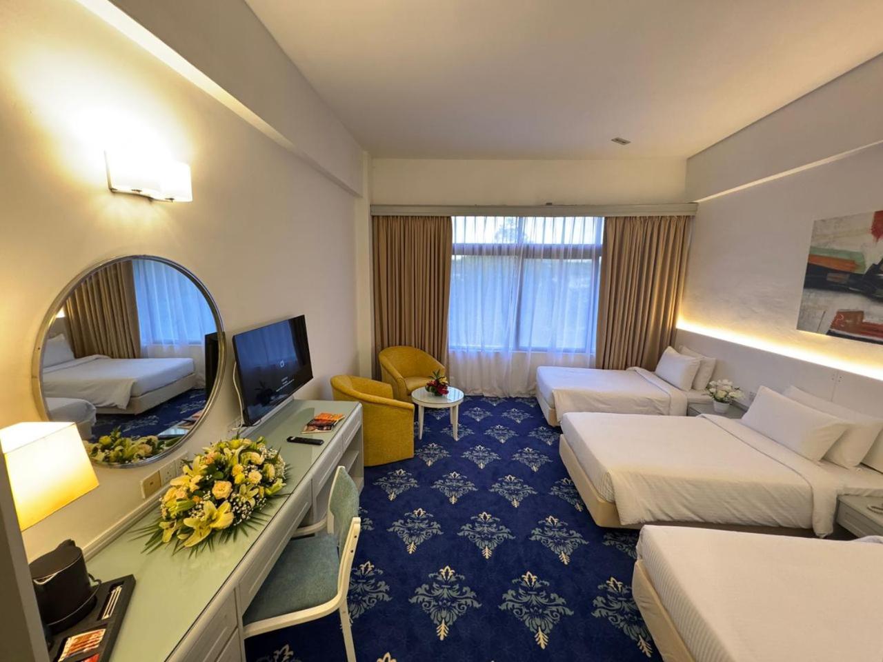 Superior Triple Room - Photo 9
