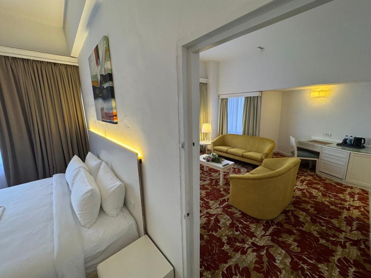 King Suite photo 2