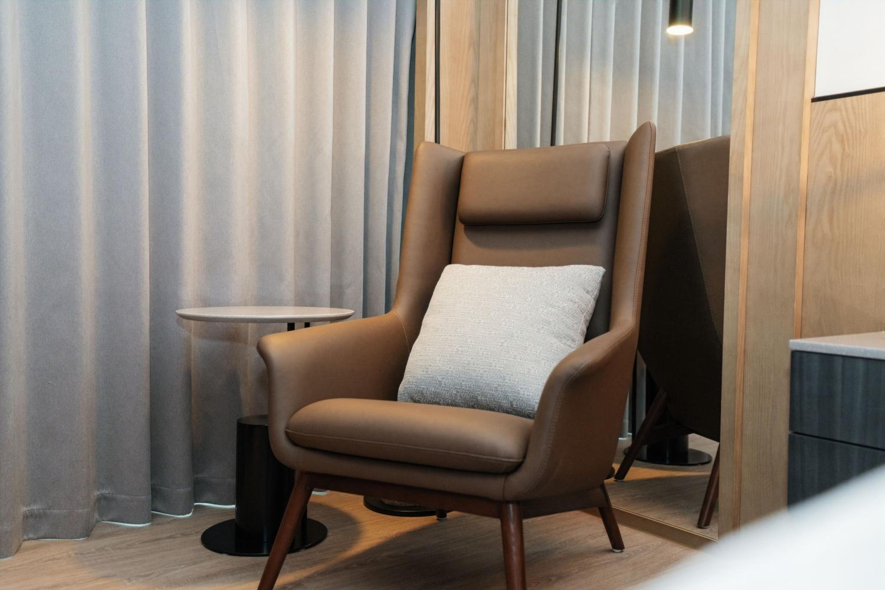 Premium King Room