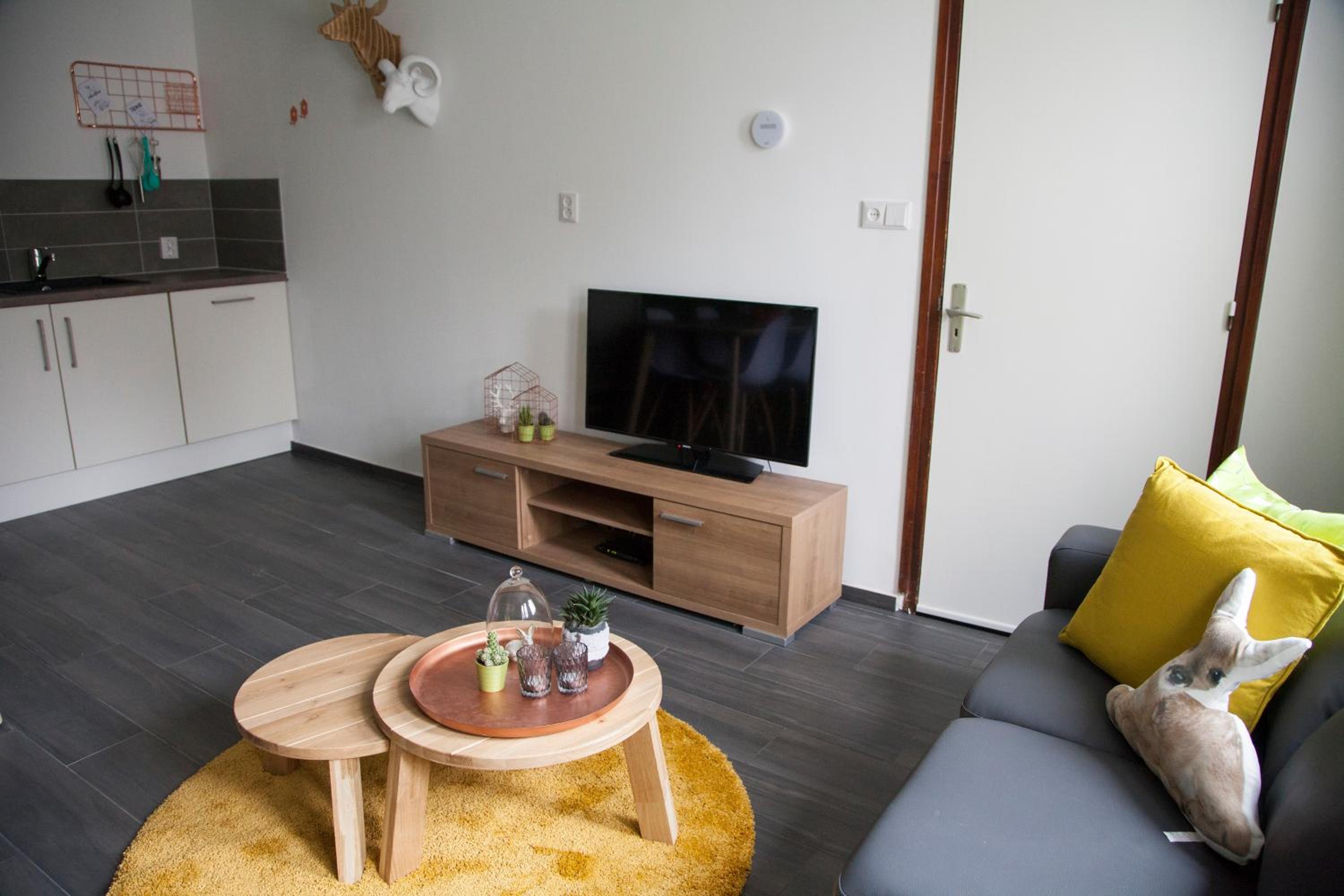Apartment photo 1