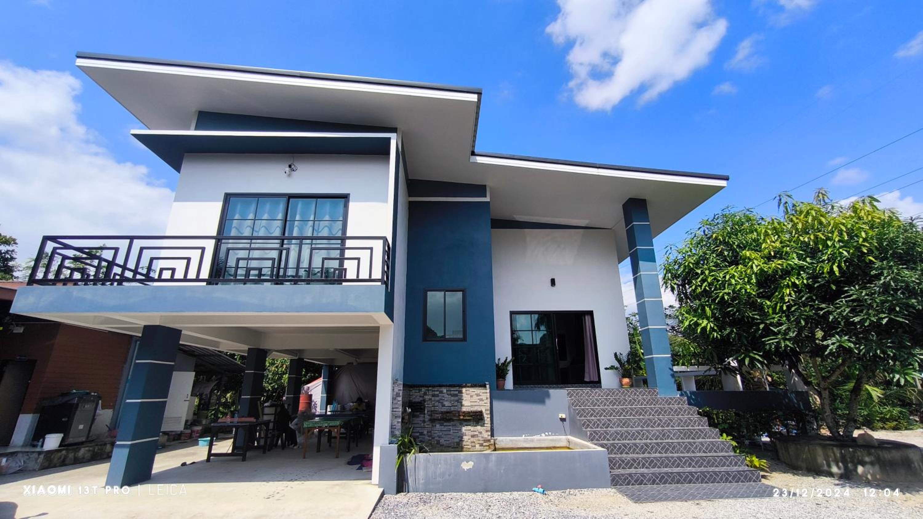 Two-Bedroom House - Photo 1