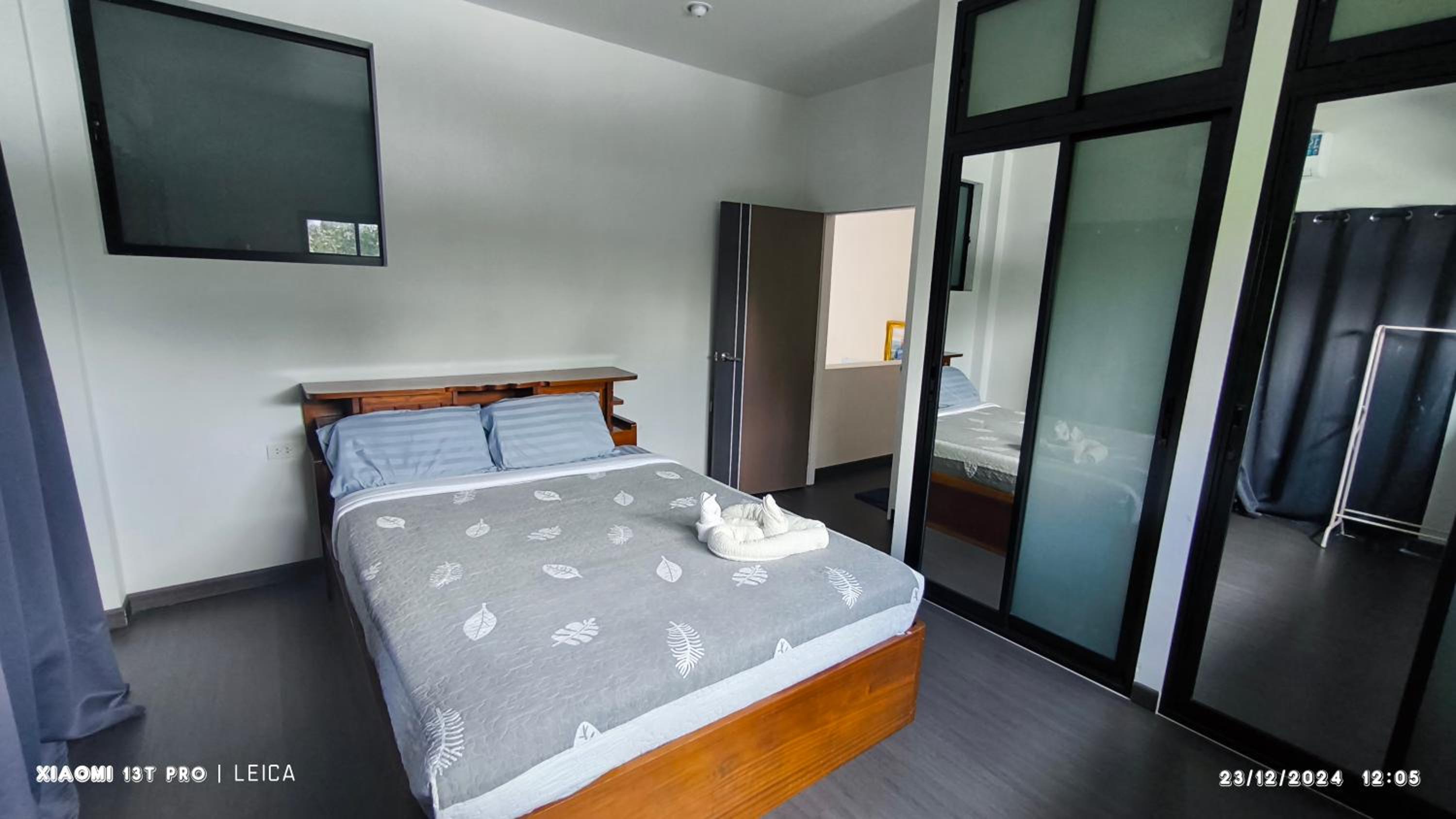 Two-Bedroom House - Photo 17