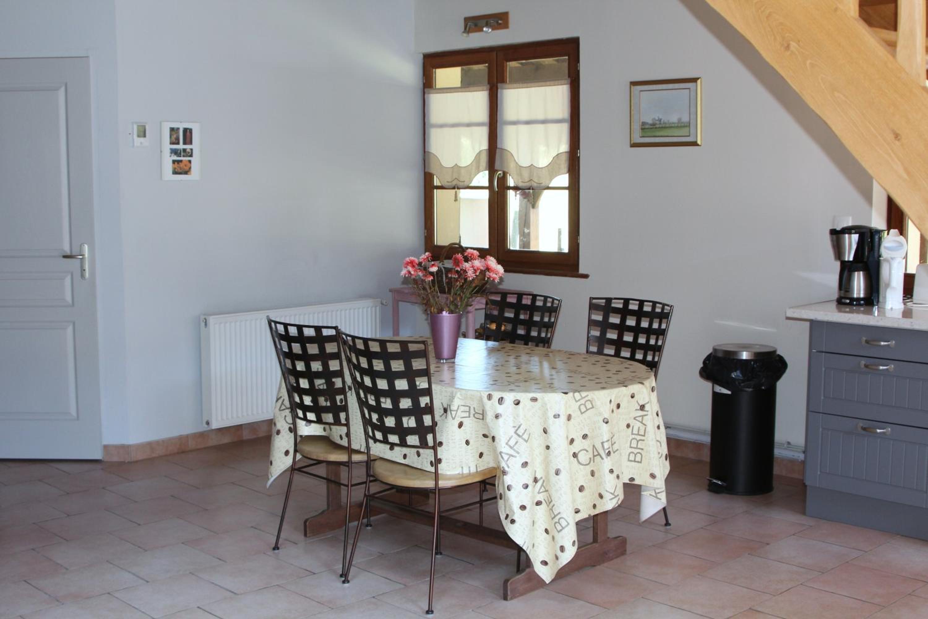 One-Bedroom House - Photo 44