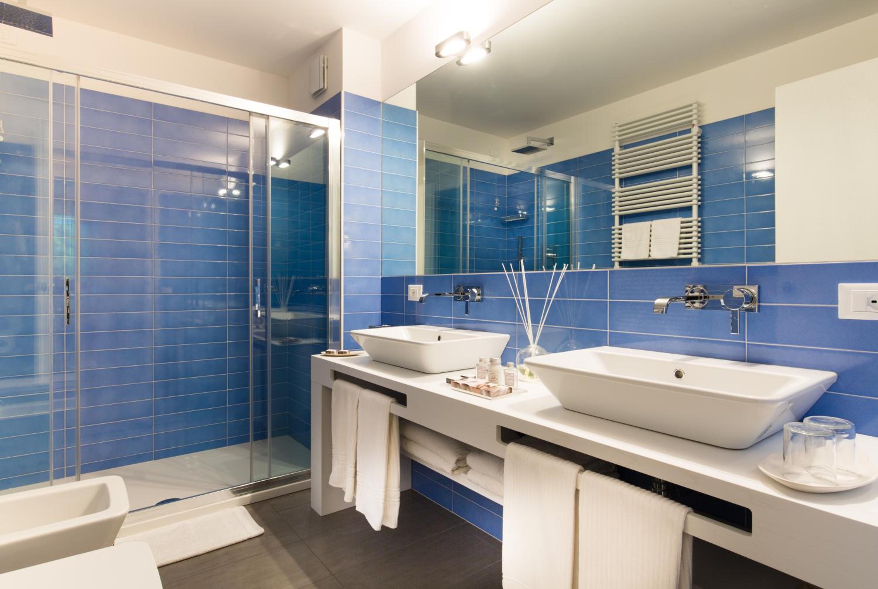 Premier Suite with Beach Access photo 3