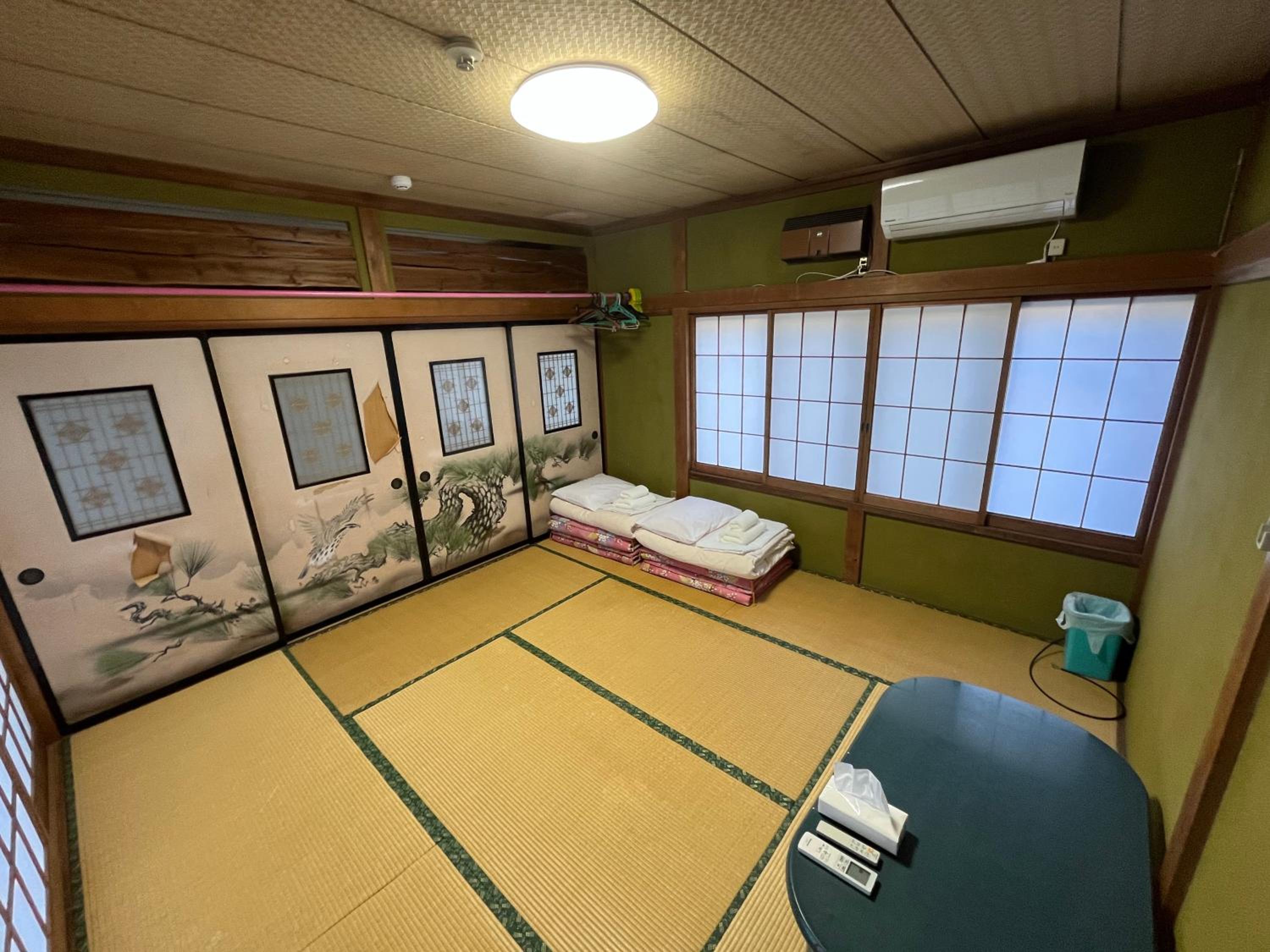 Mixed Dormitory Room