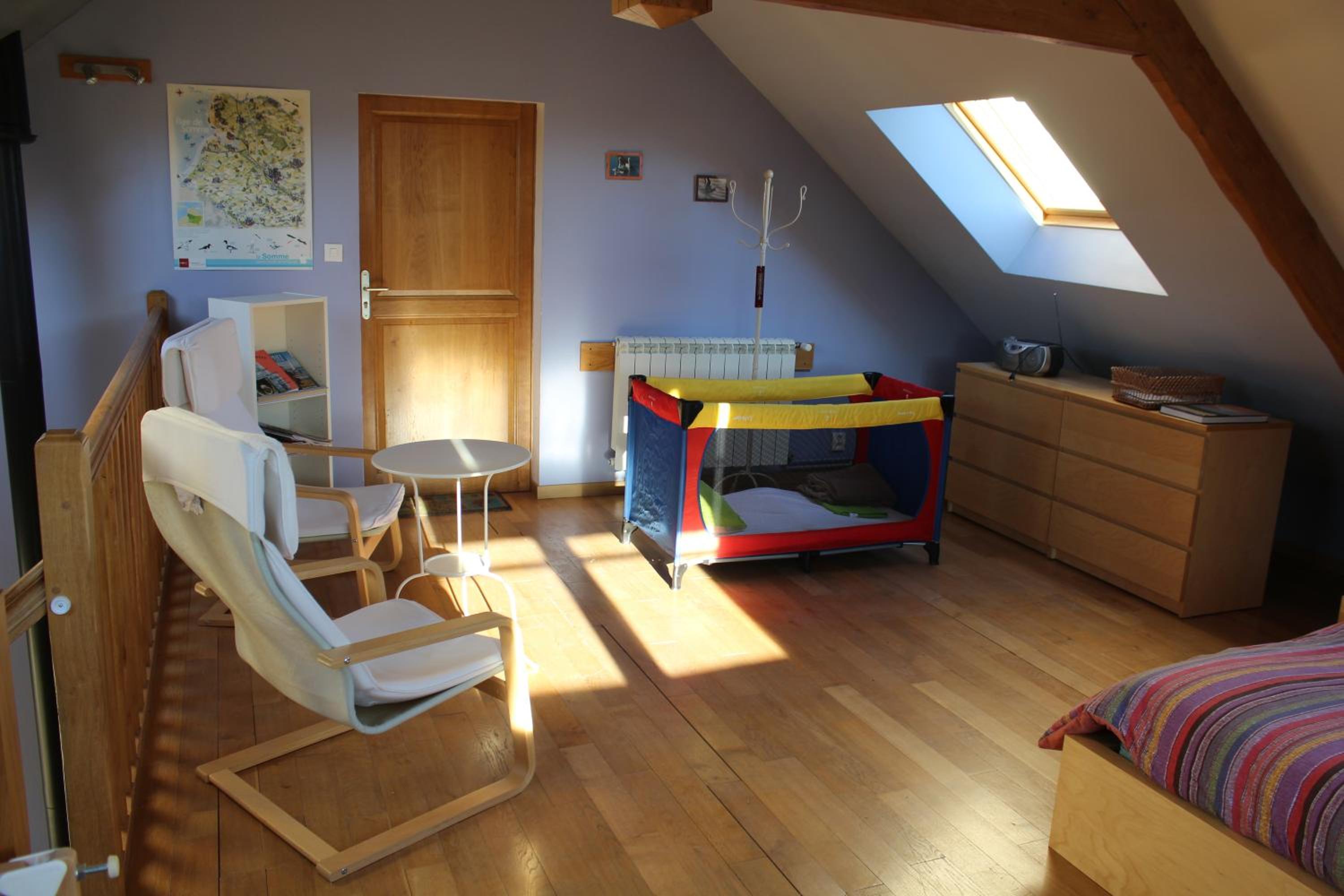 One-Bedroom House - Photo 45