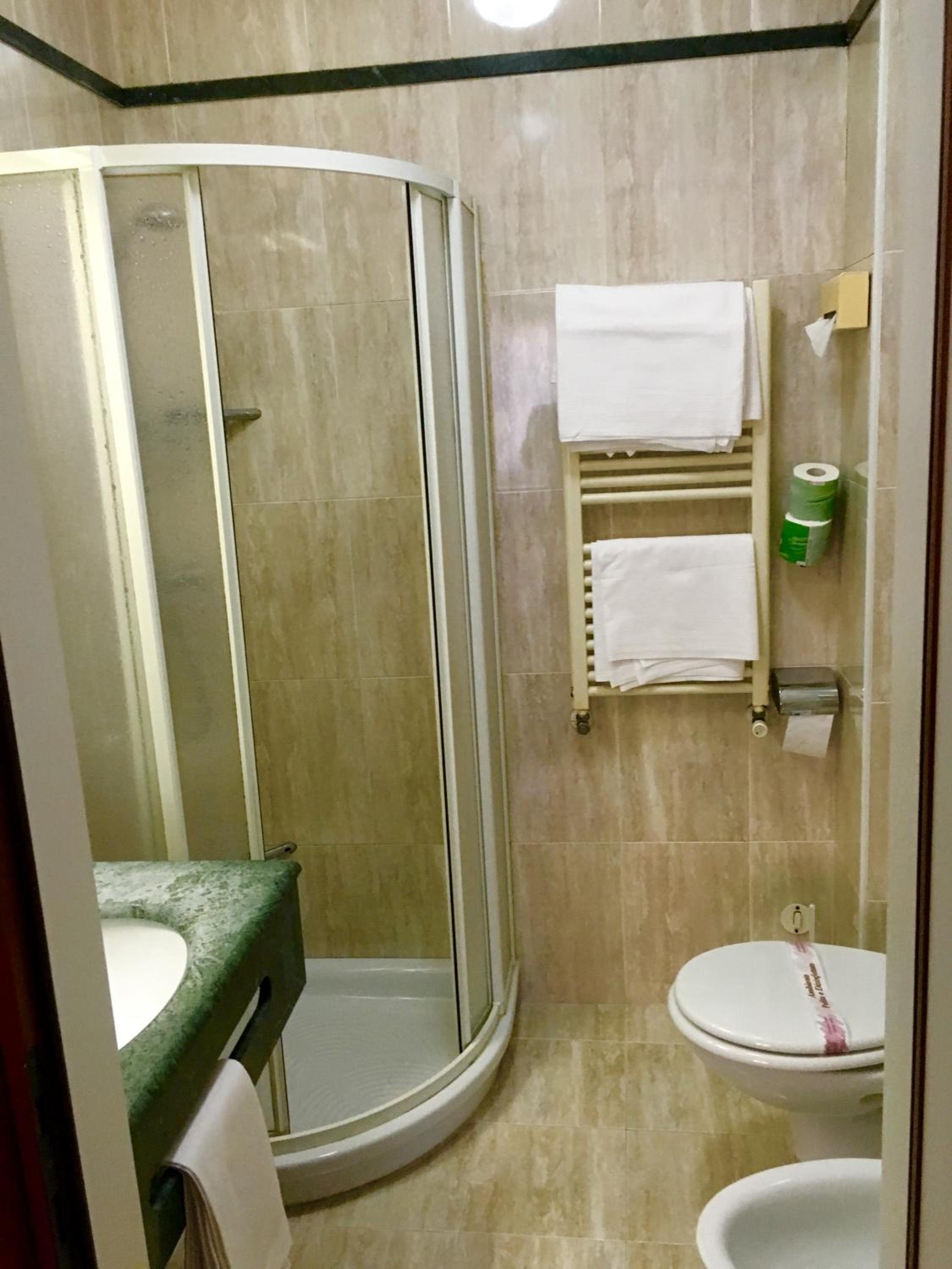 Classic Double Room - Photo 3