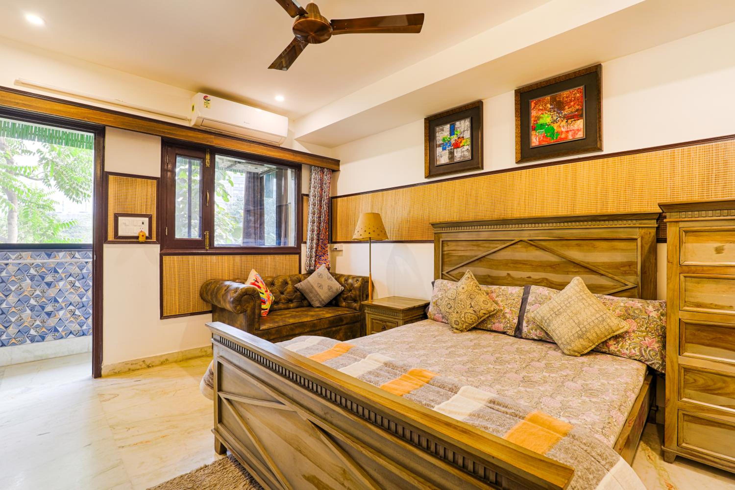 Superior King Room photo 2