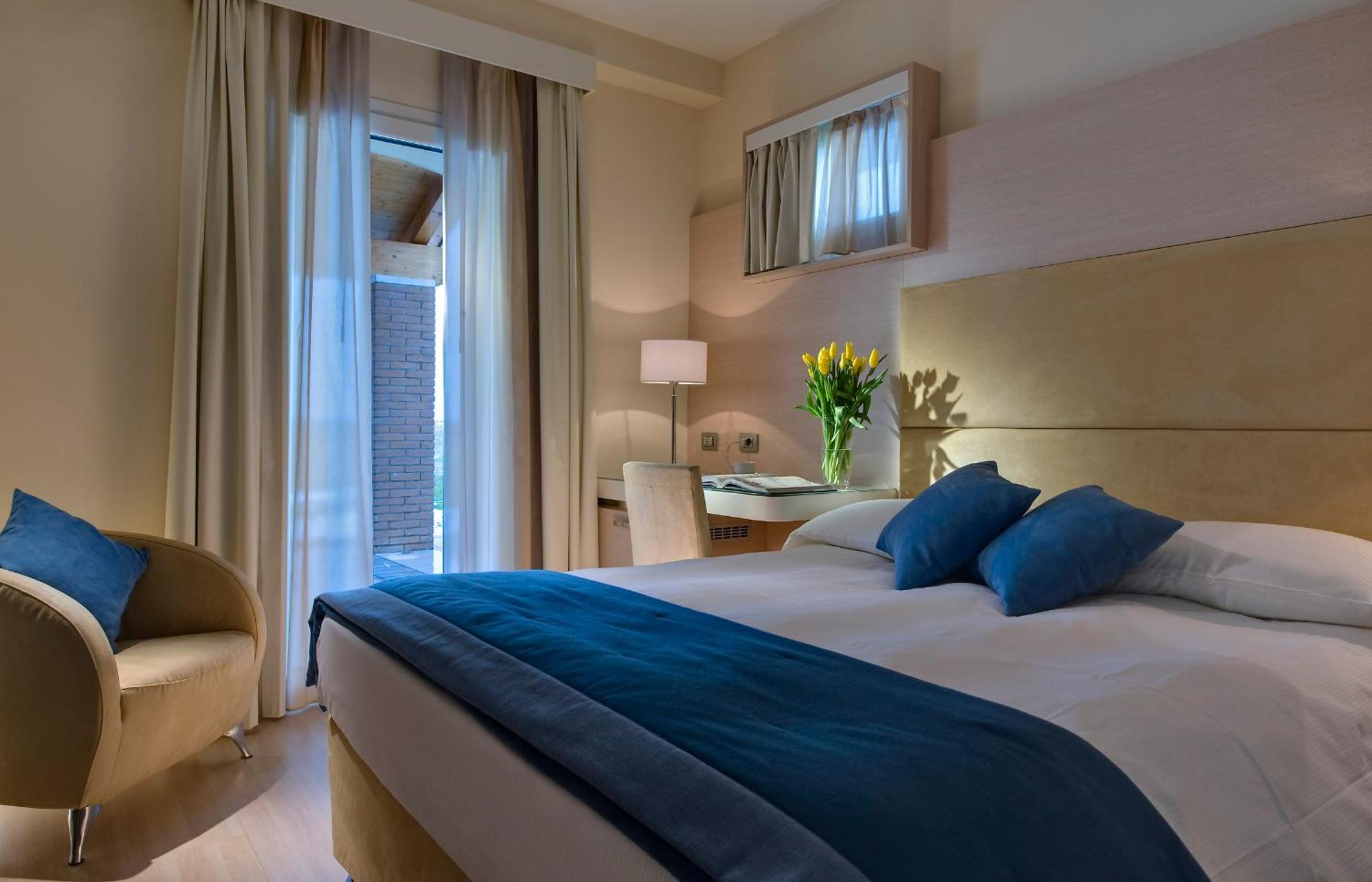 Double Room (1 Adult) photo 2
