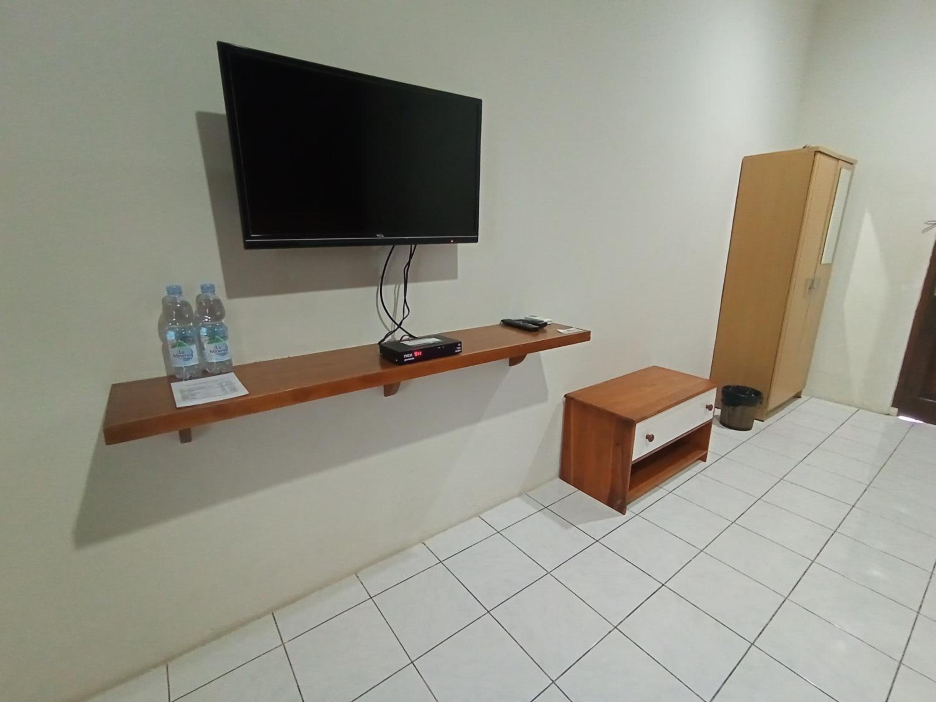 Deluxe Twin Room with Sea View photo 3