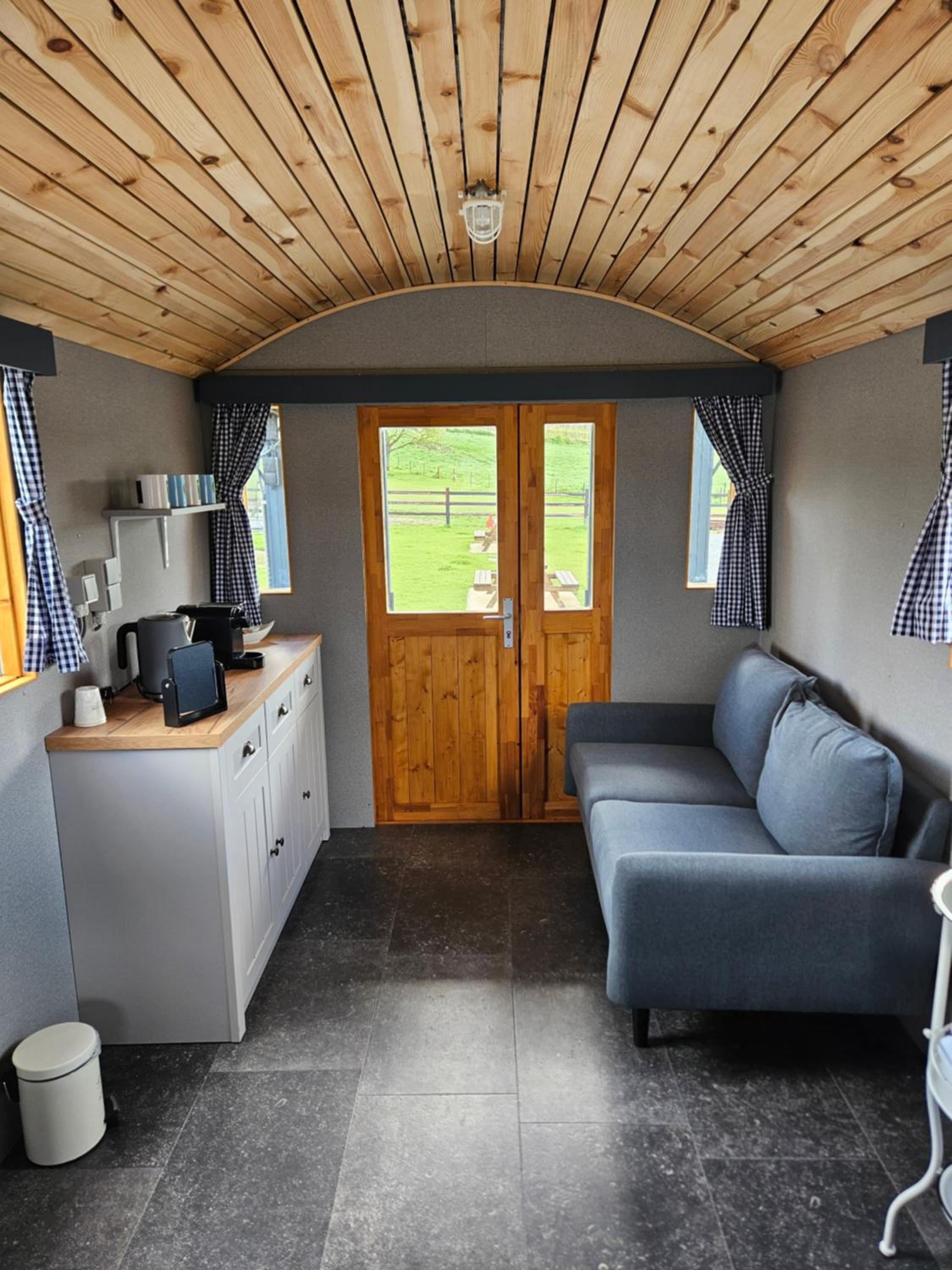 Caravan photo 2