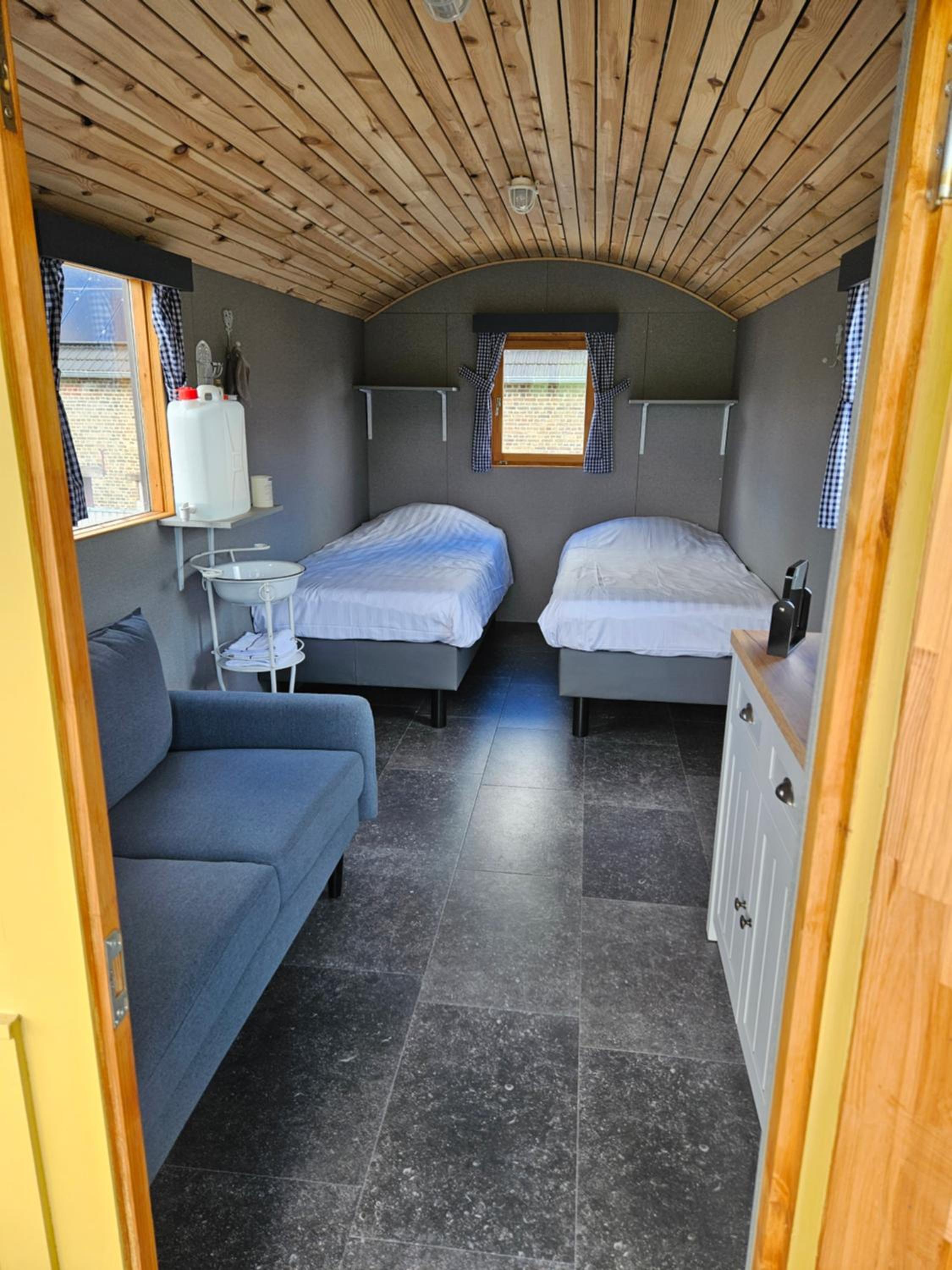 Caravan photo 1