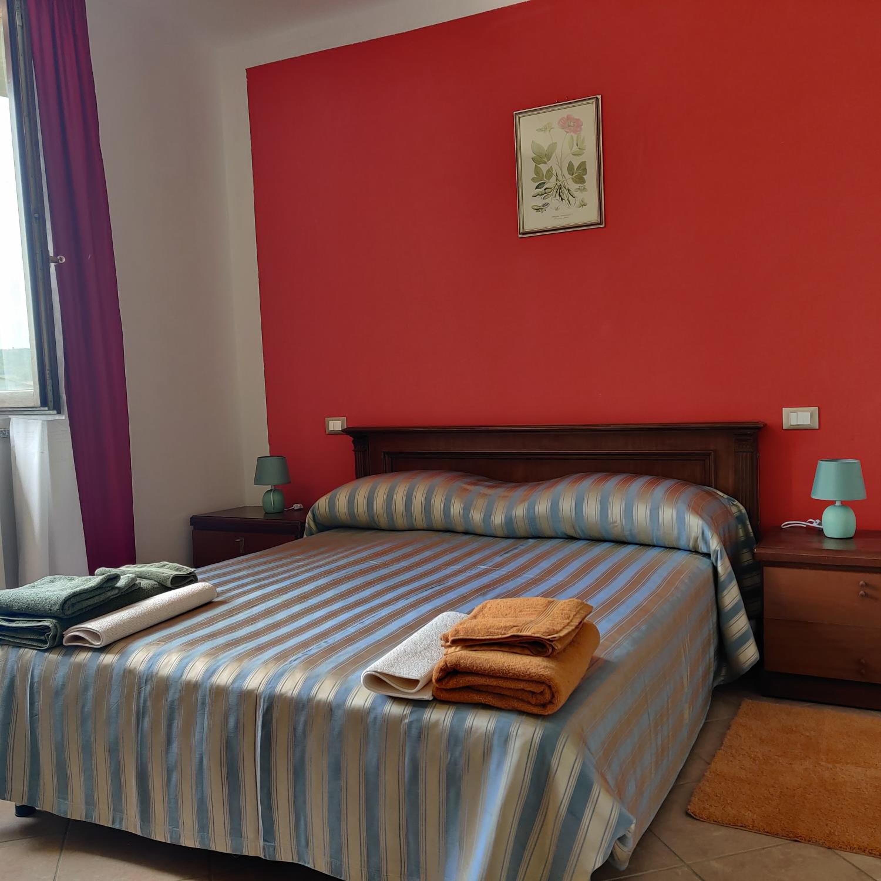 Large Double Room photo 2
