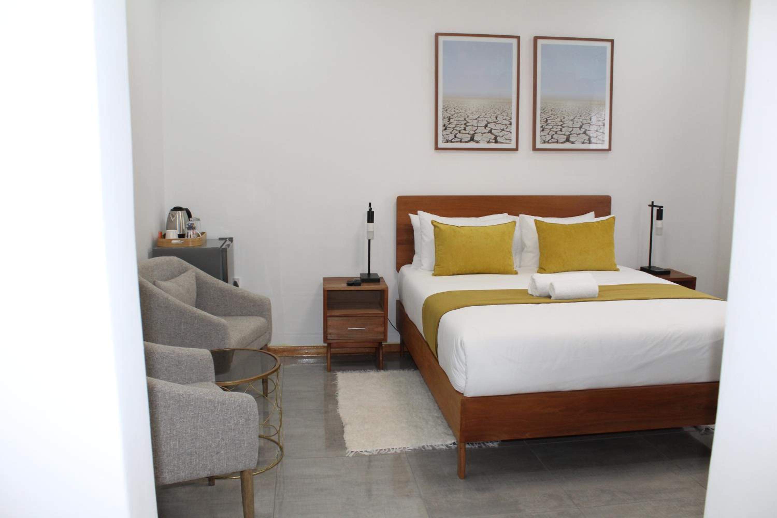 Deluxe Double Room with Bath photo 1