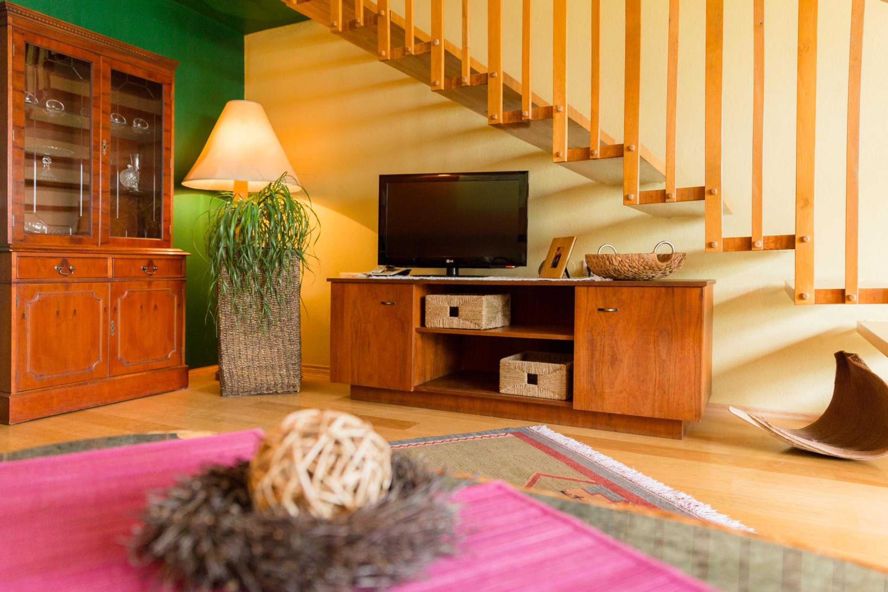 Large Maisonette photo 3