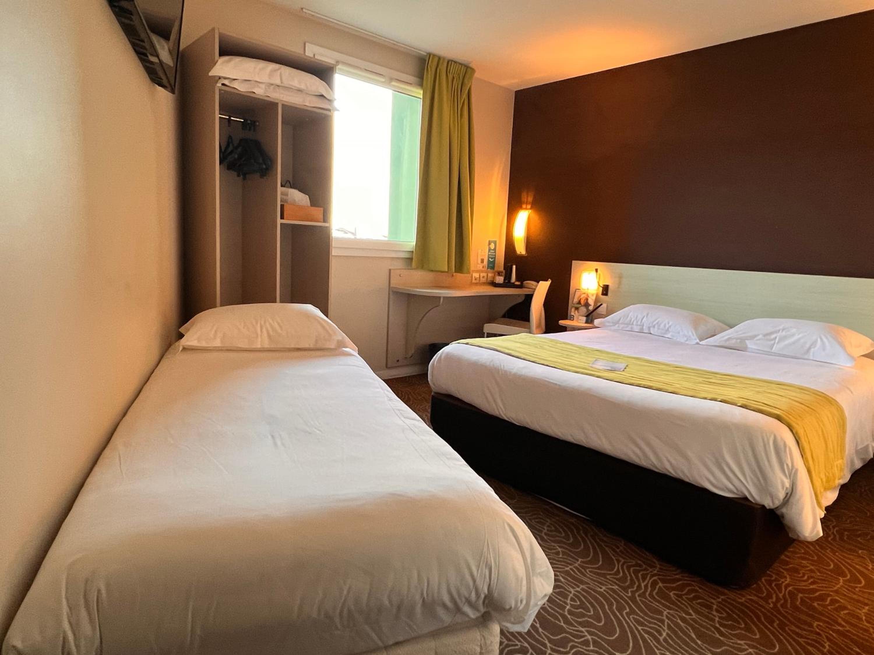 Deluxe Triple Room photo 3