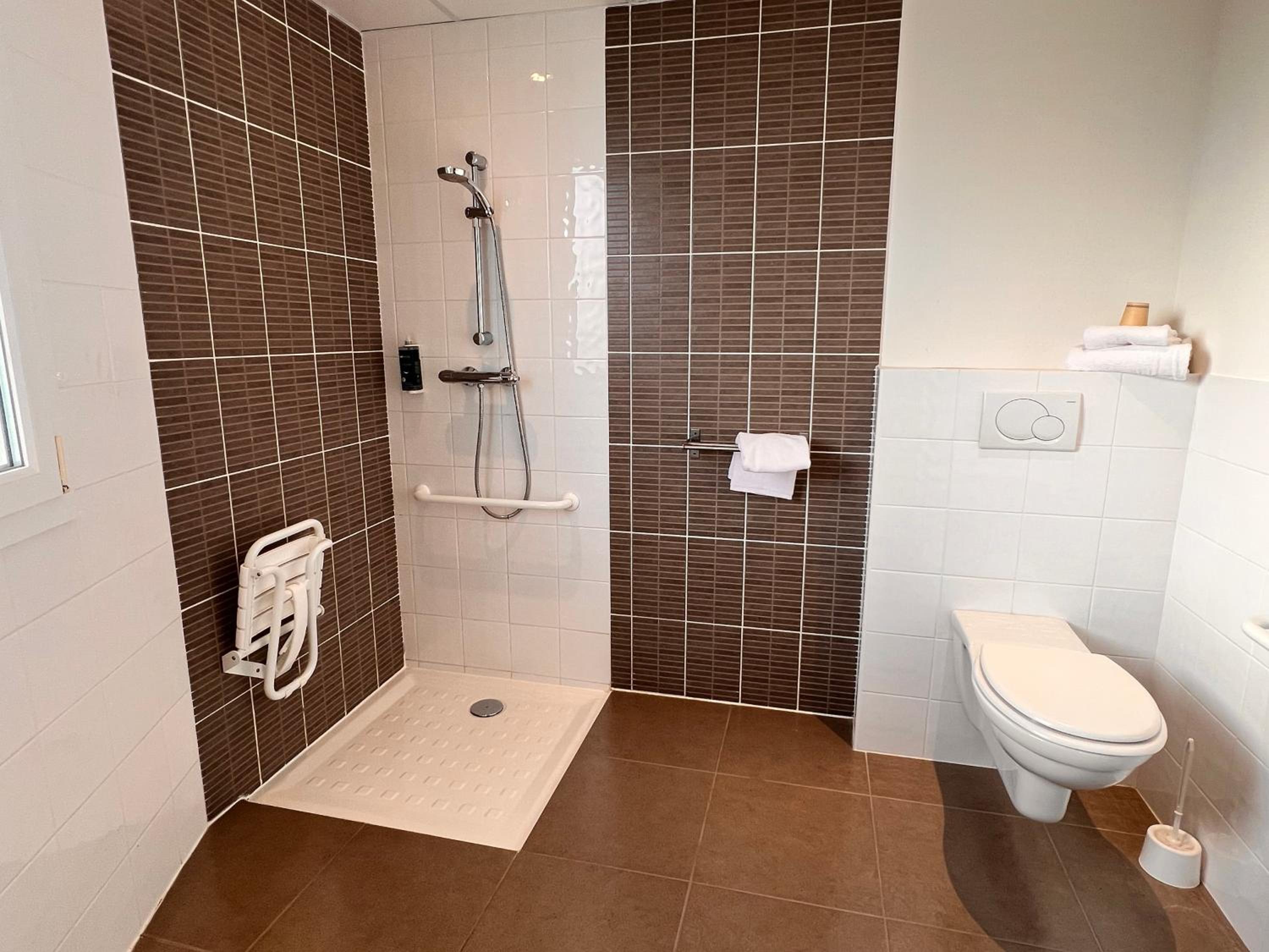 Superior Twin Room photo 2