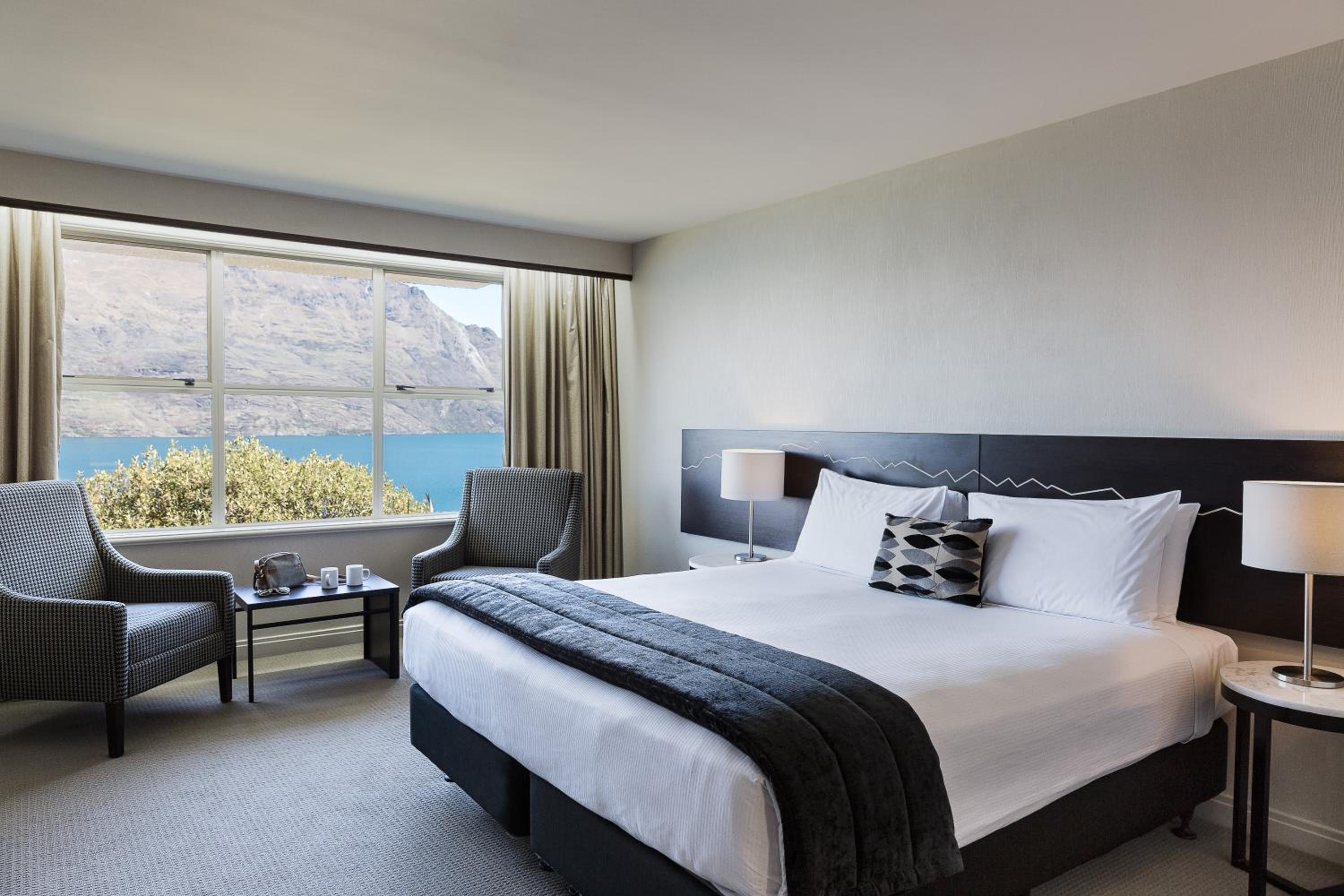 Superior Lake View Room with King Bed - Photo 1
