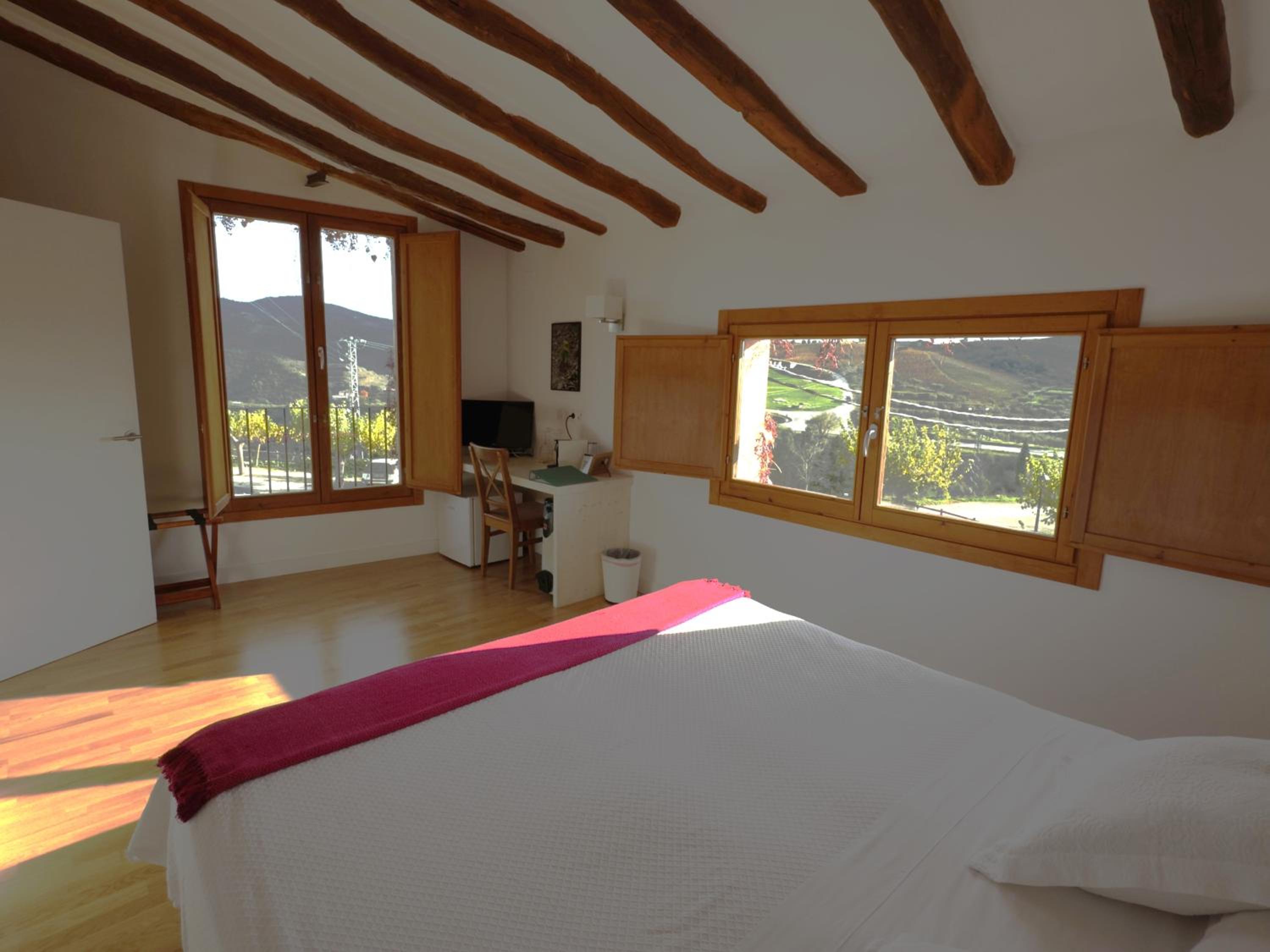 Double or Twin Room with Bathroom photo 2